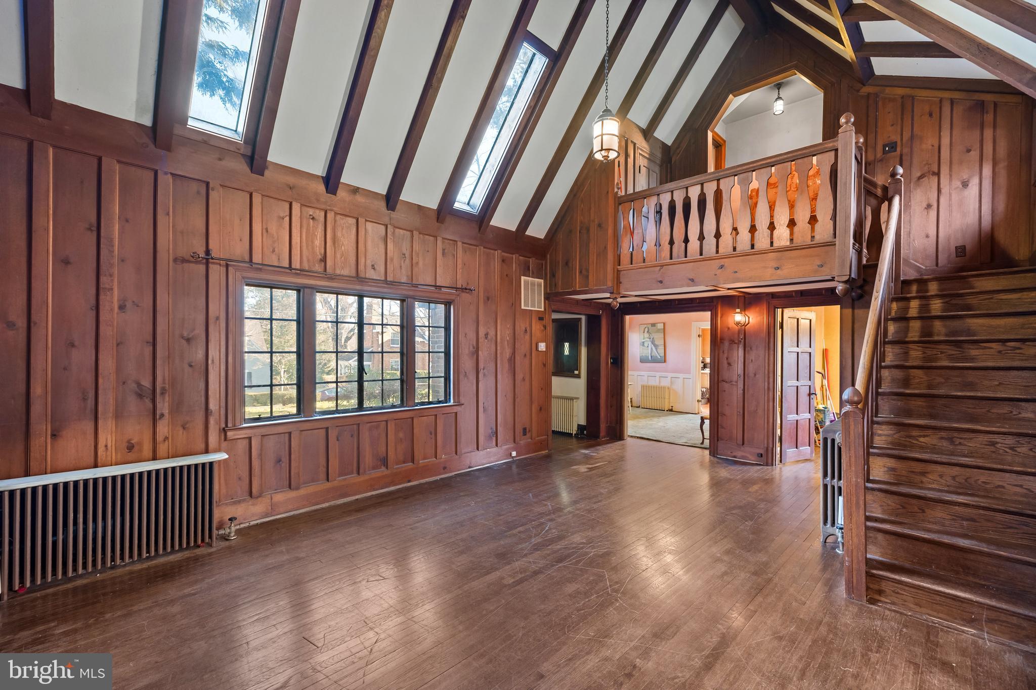 COUNTRY CLUB GROVE - Residential