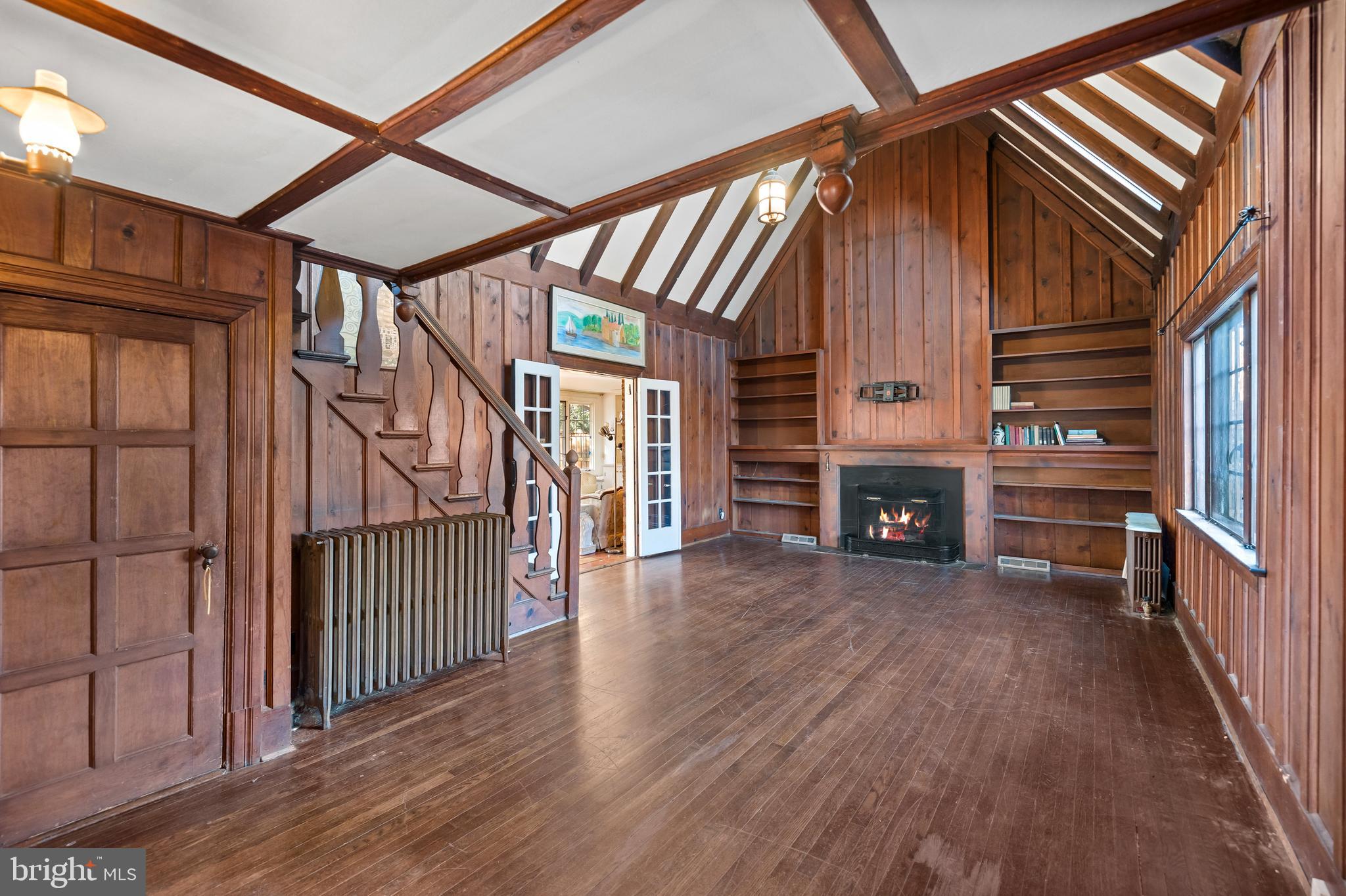 COUNTRY CLUB GROVE - Residential