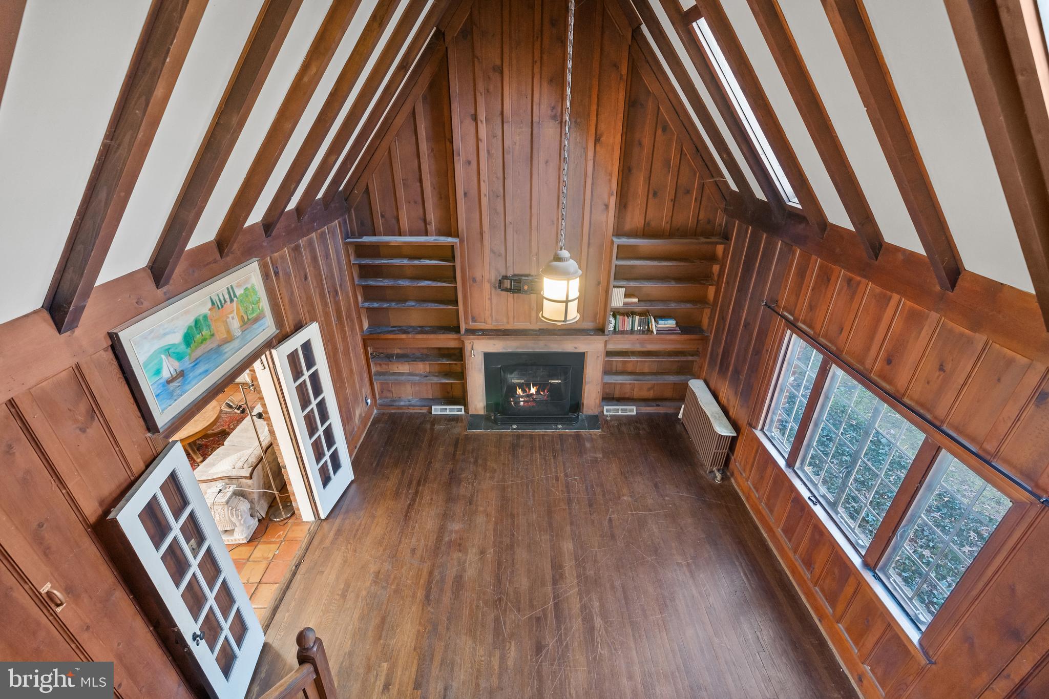 COUNTRY CLUB GROVE - Residential