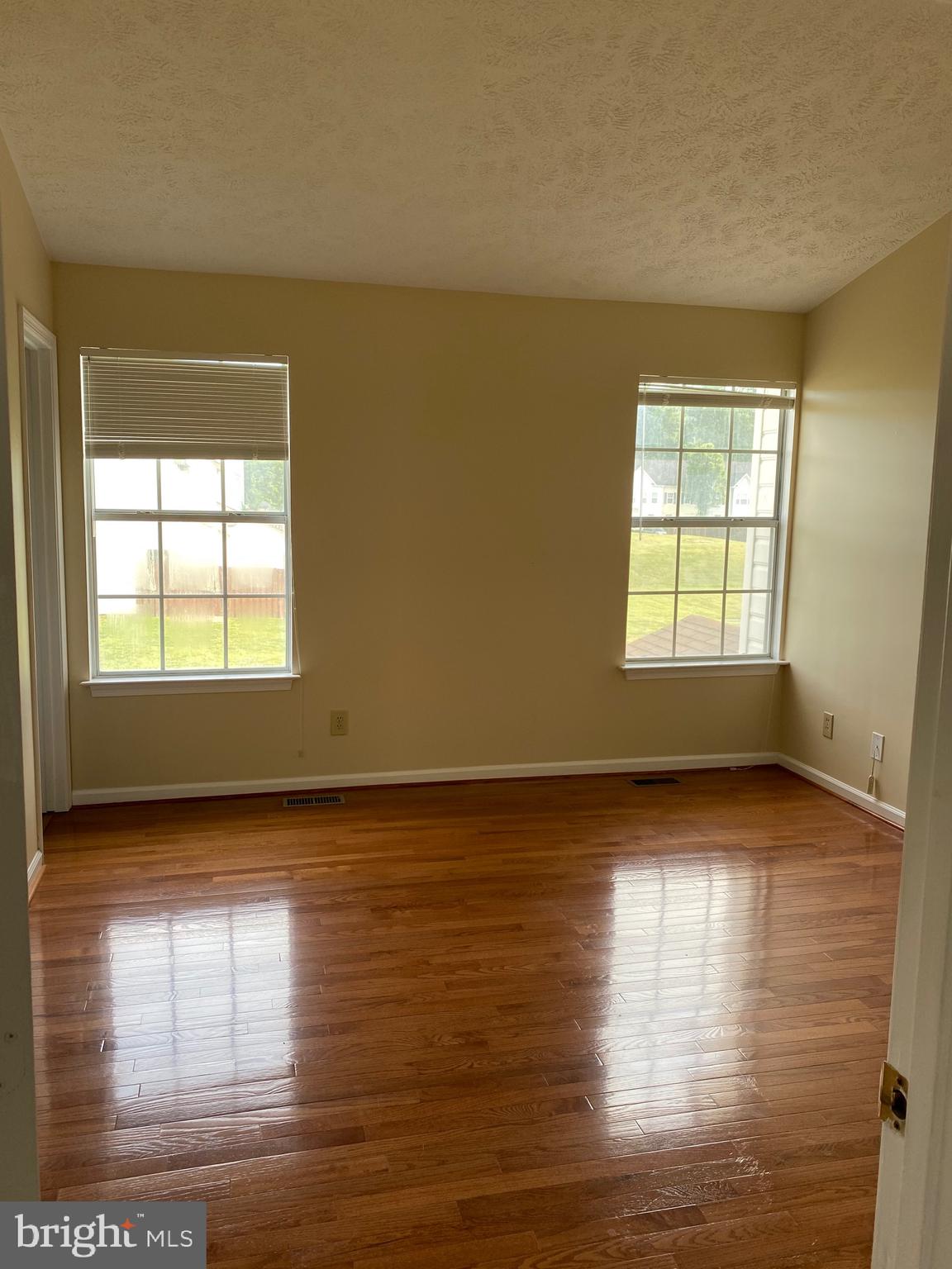 MALLARDS LANDING - Residential Lease