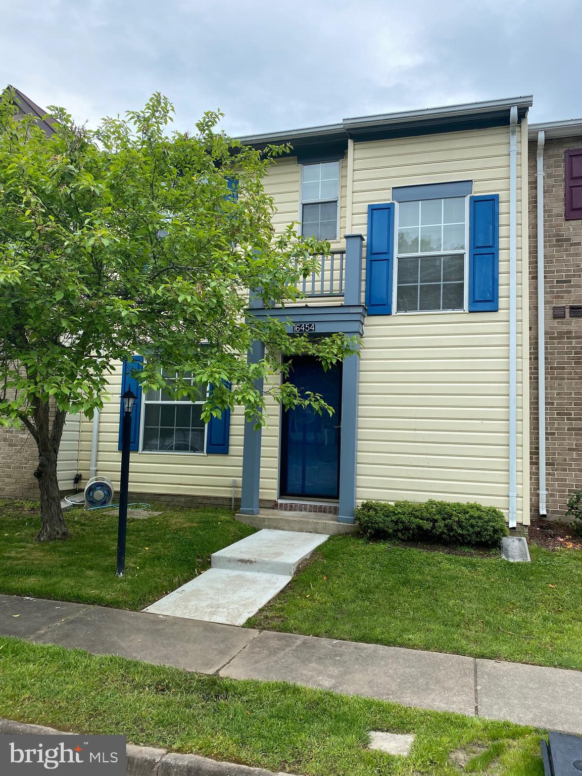 MALLARDS LANDING - Residential Lease