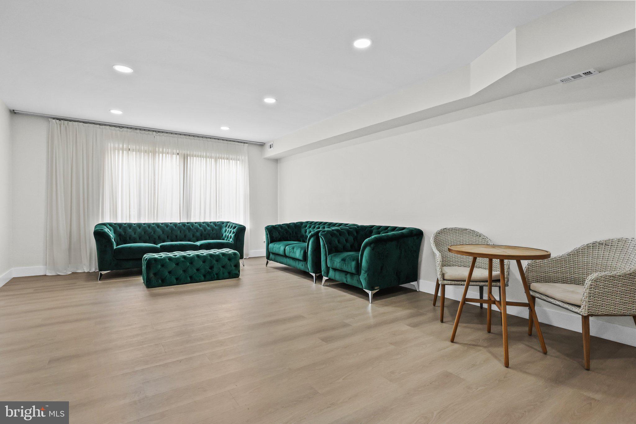 CLUSTERS - Residential