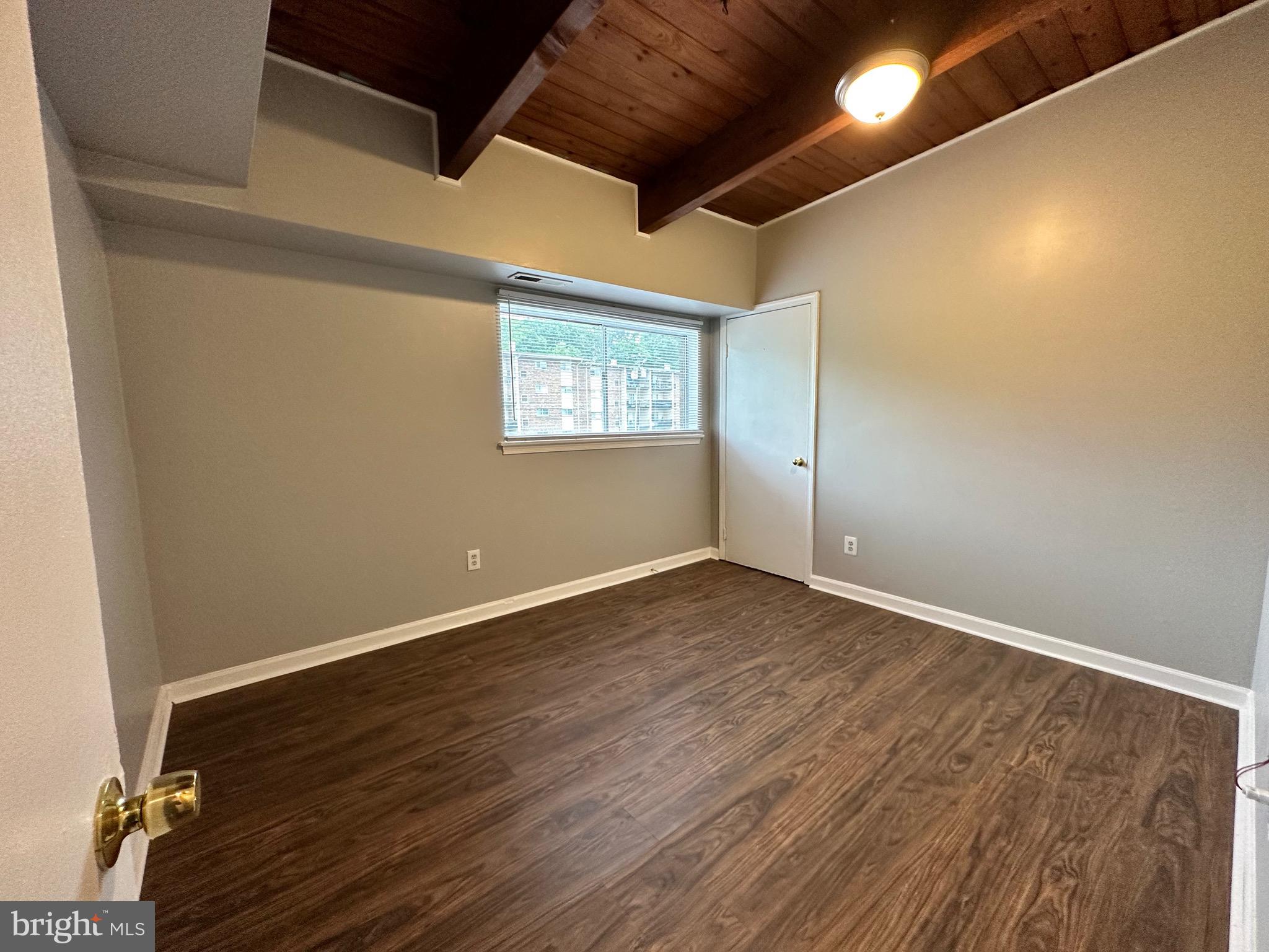 FRENCHMANS CREEK - Residential Lease