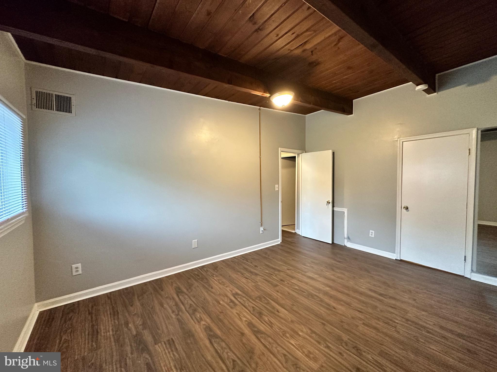 FRENCHMANS CREEK - Residential Lease