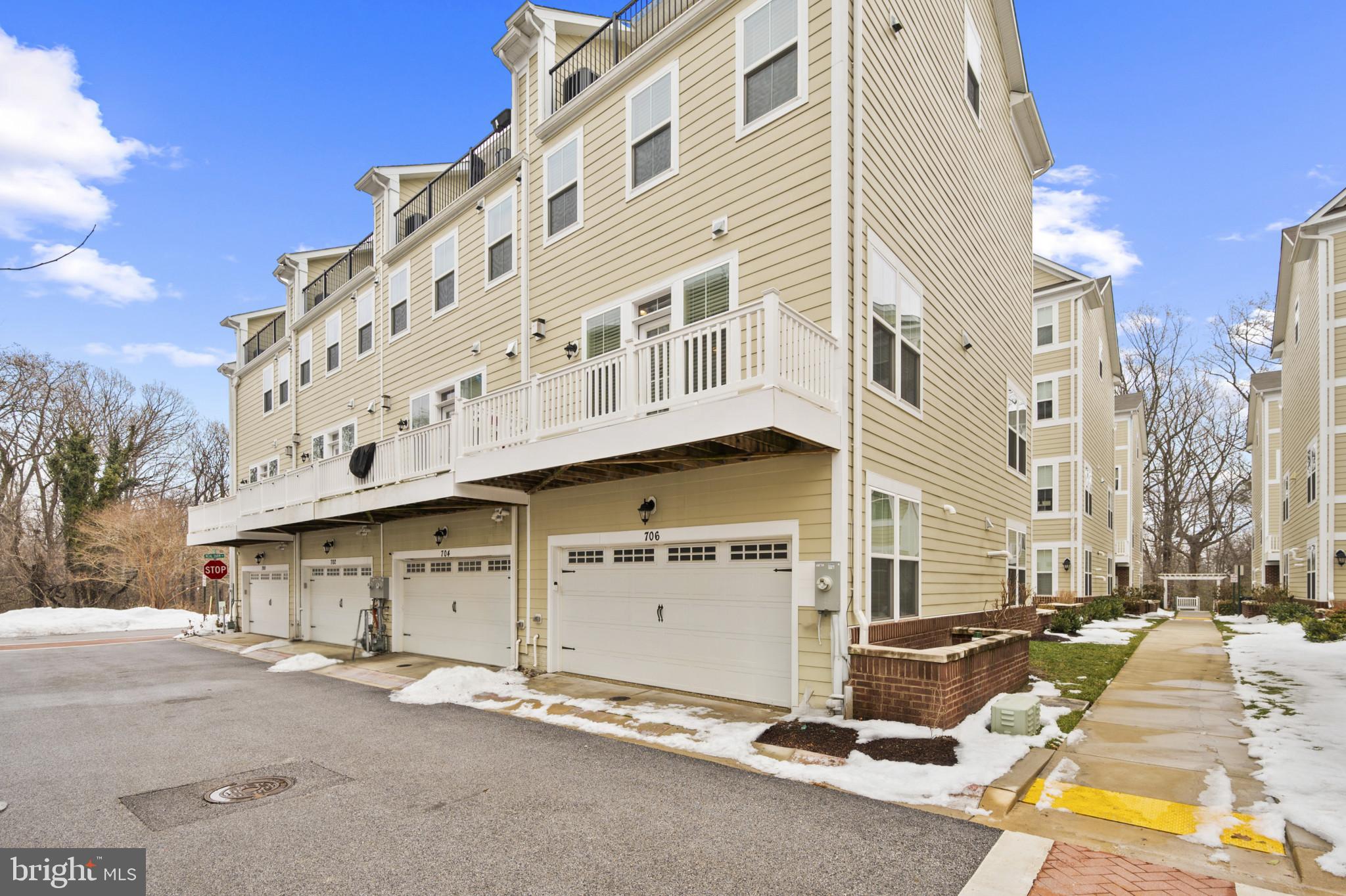 706 AGNES DORSEY PLACE