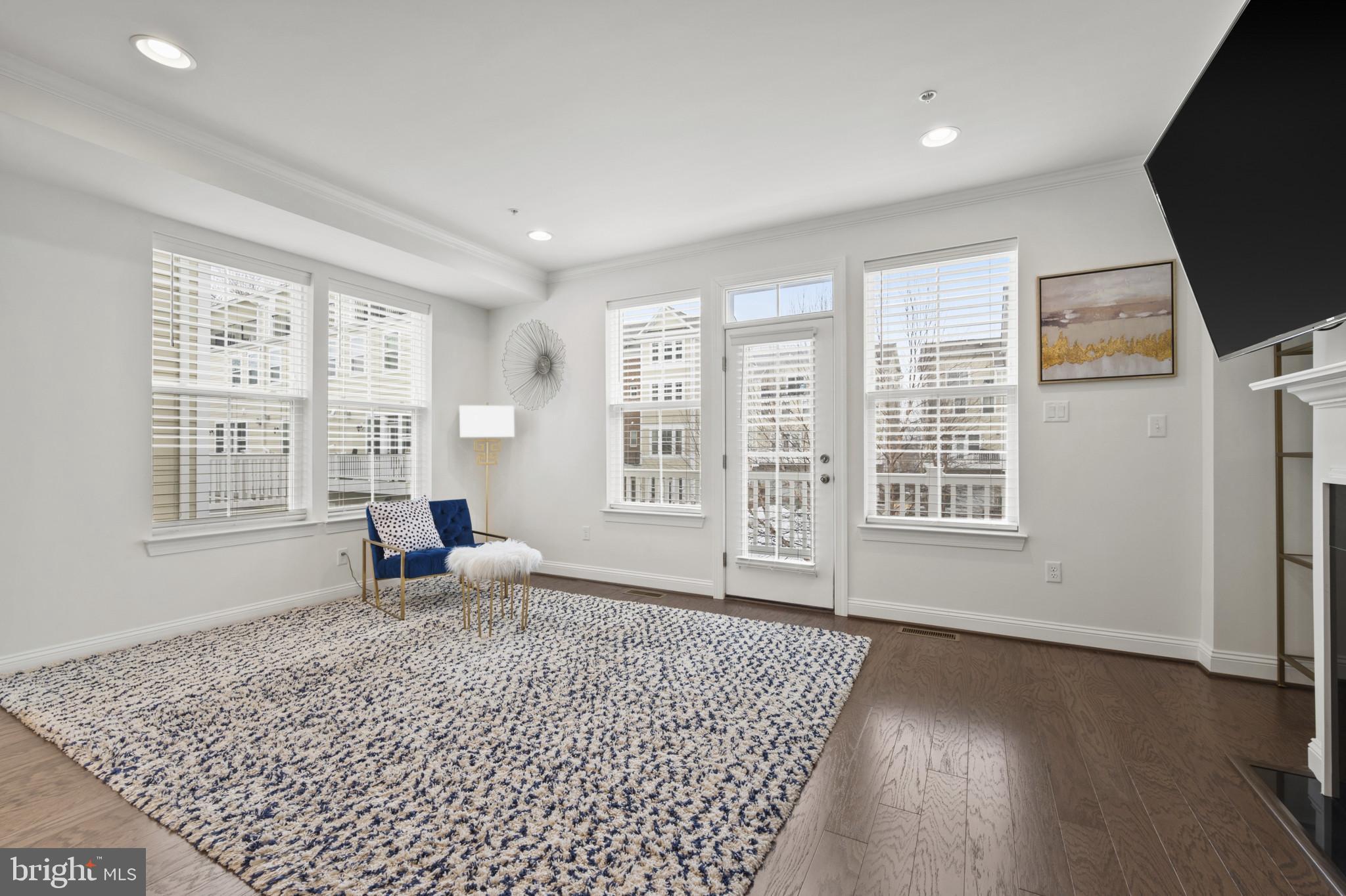 ANNAPOLIS TOWNES AT NEAL FARM - Residential