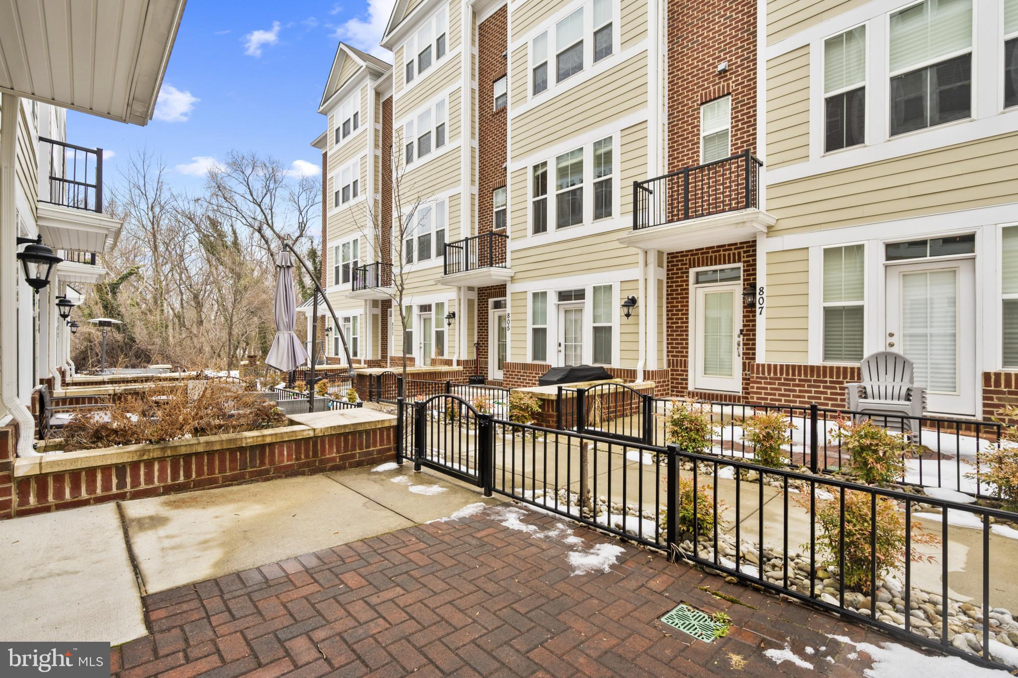 706 AGNES DORSEY PLACE