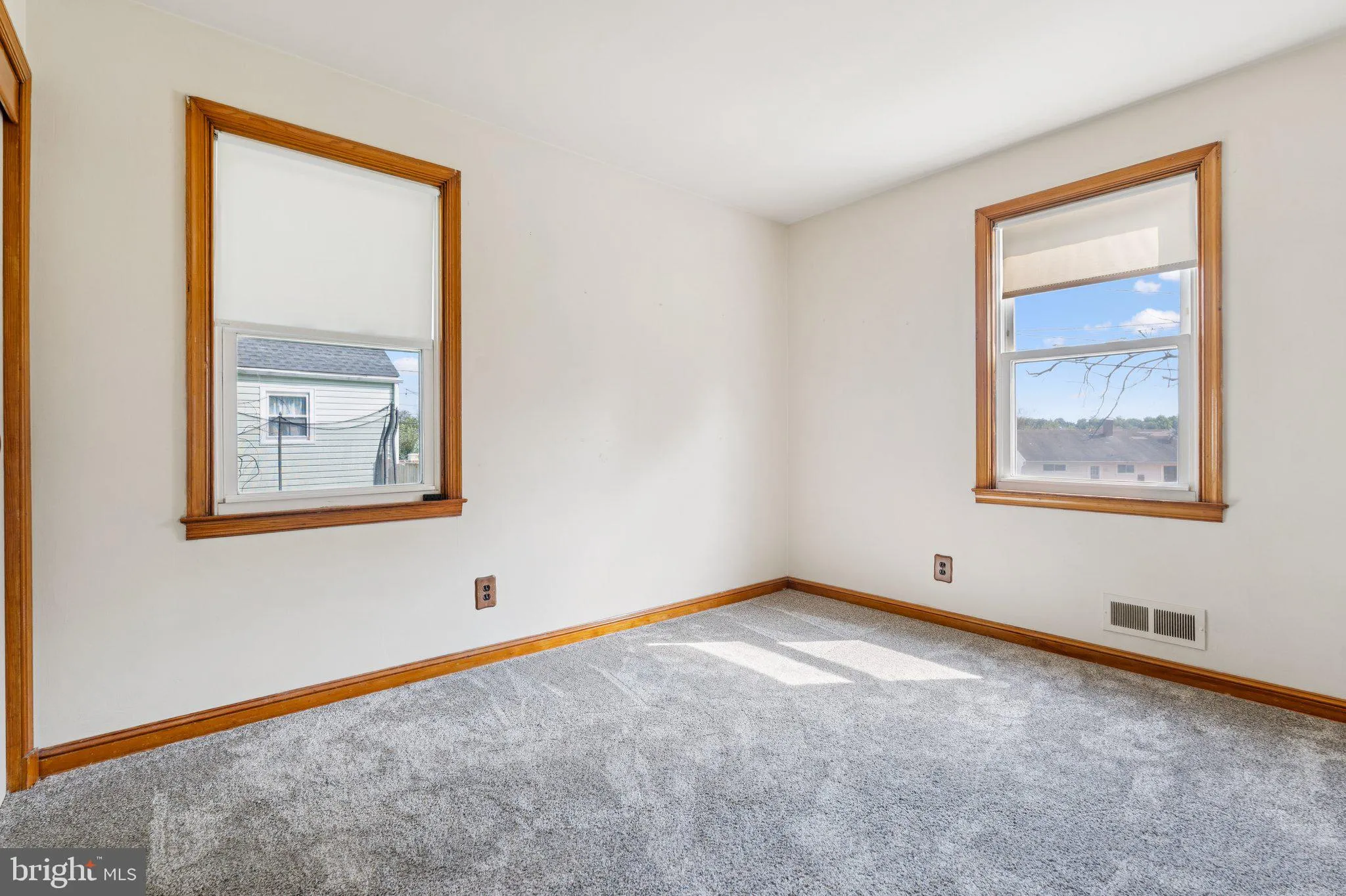 Parkville, Maryland 21234, United States, 3 Bedrooms Bedrooms, ,2 BathroomsBathrooms,Residential,Active,216835