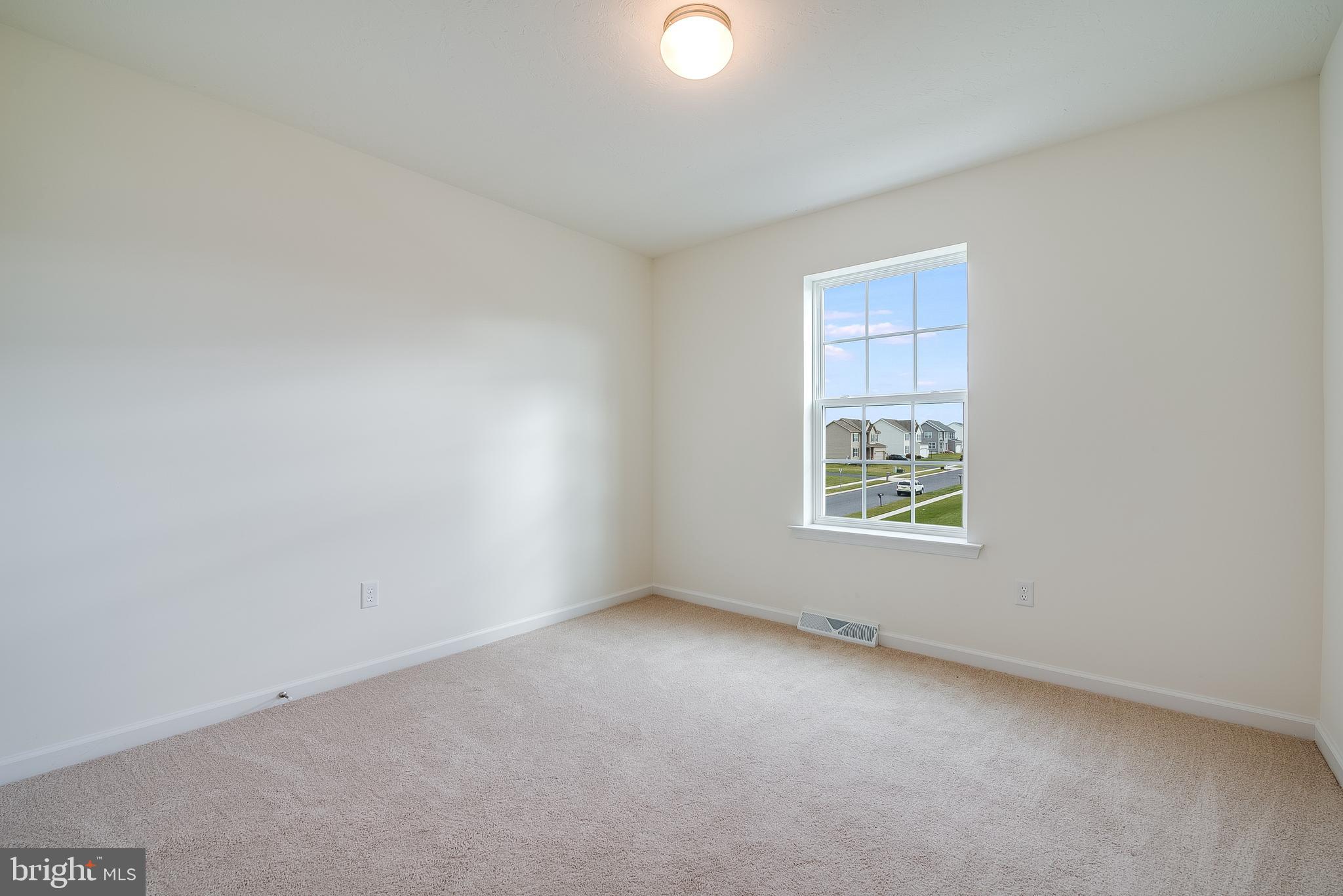 JACKSON HEIGHTS - Residential