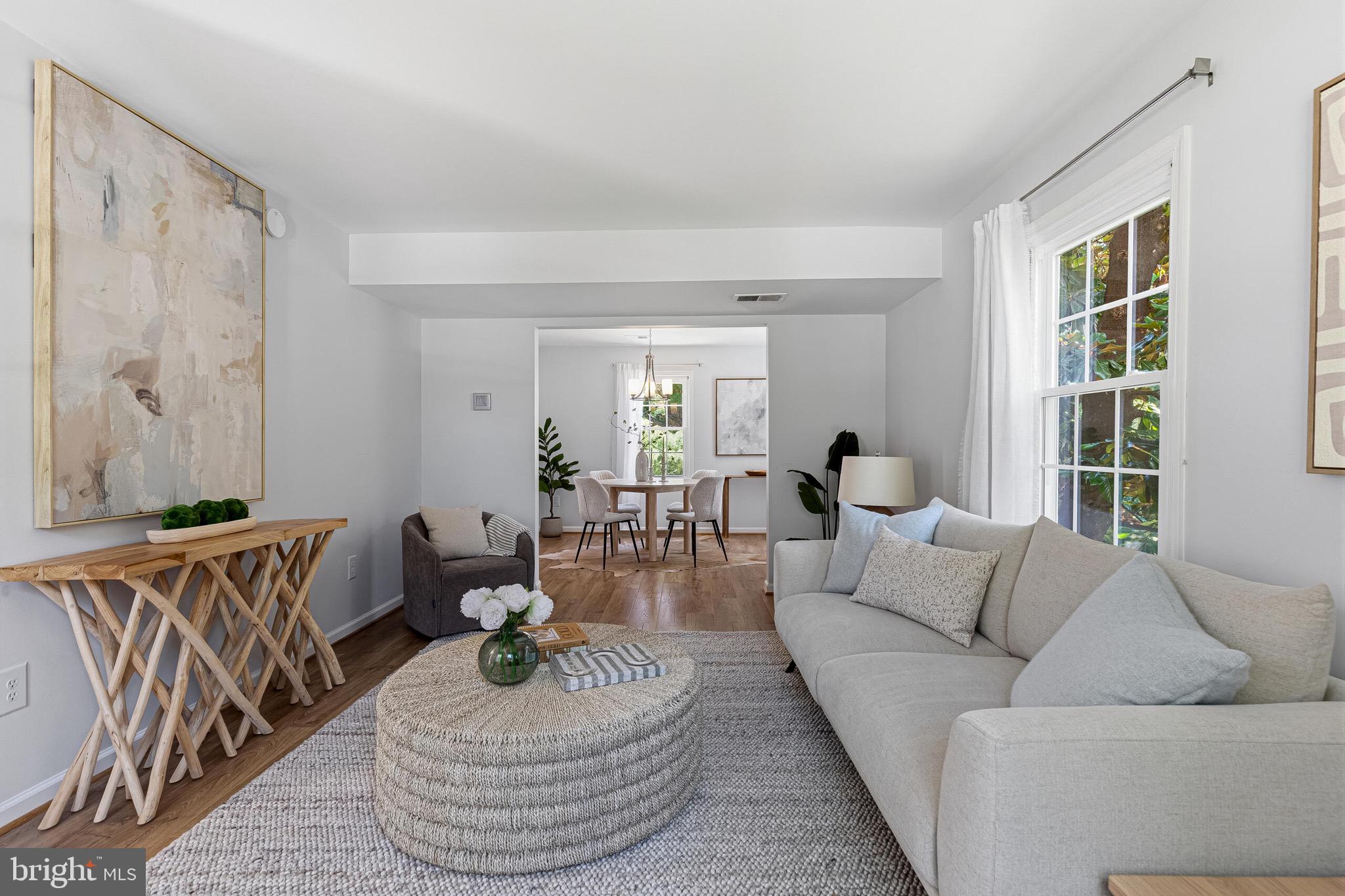 9426 GOSHEN LANE