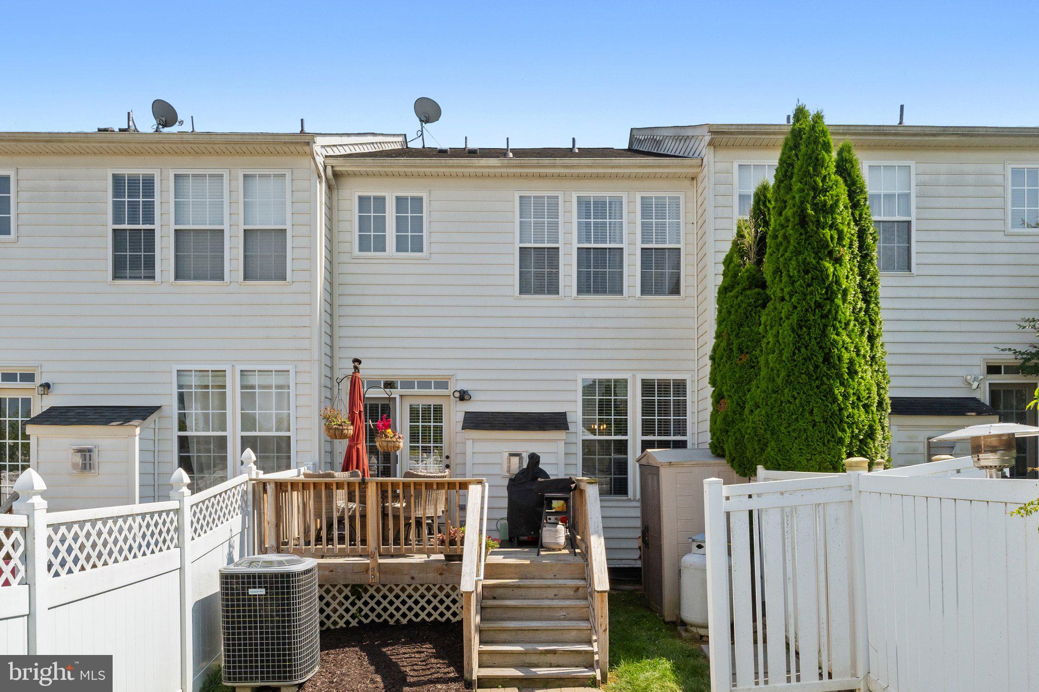 SHENANDOAH SPRINGS - Residential