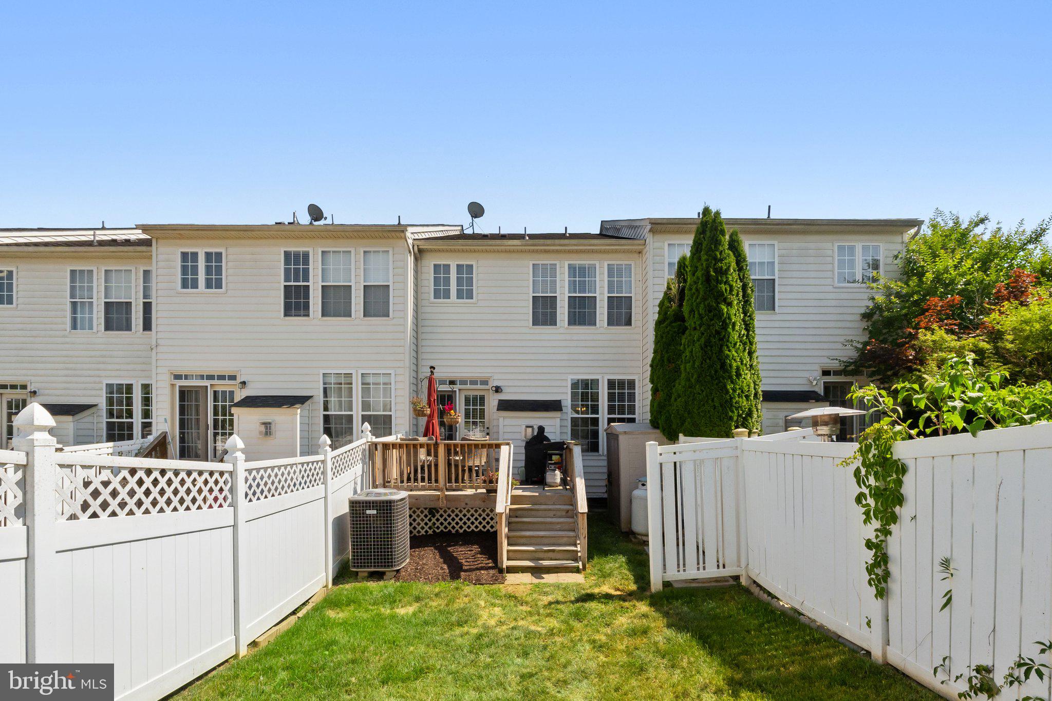 SHENANDOAH SPRINGS - Residential