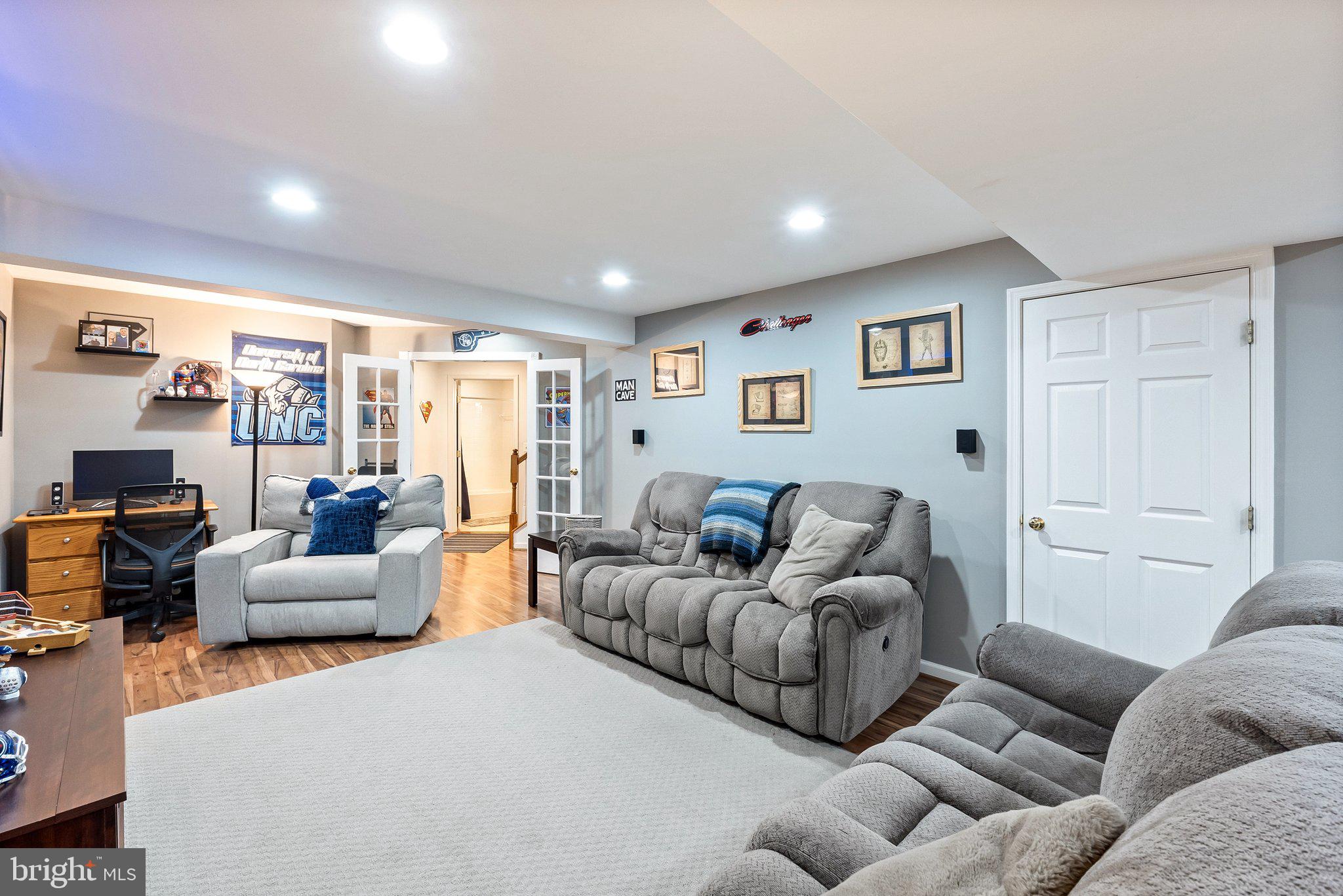 SHENANDOAH SPRINGS - Residential