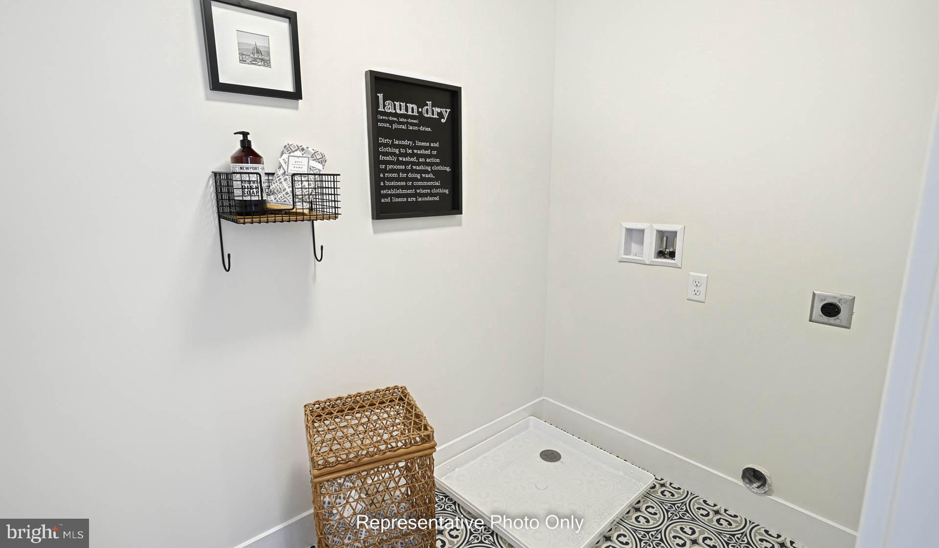 AUTUMN CHASE - Residential