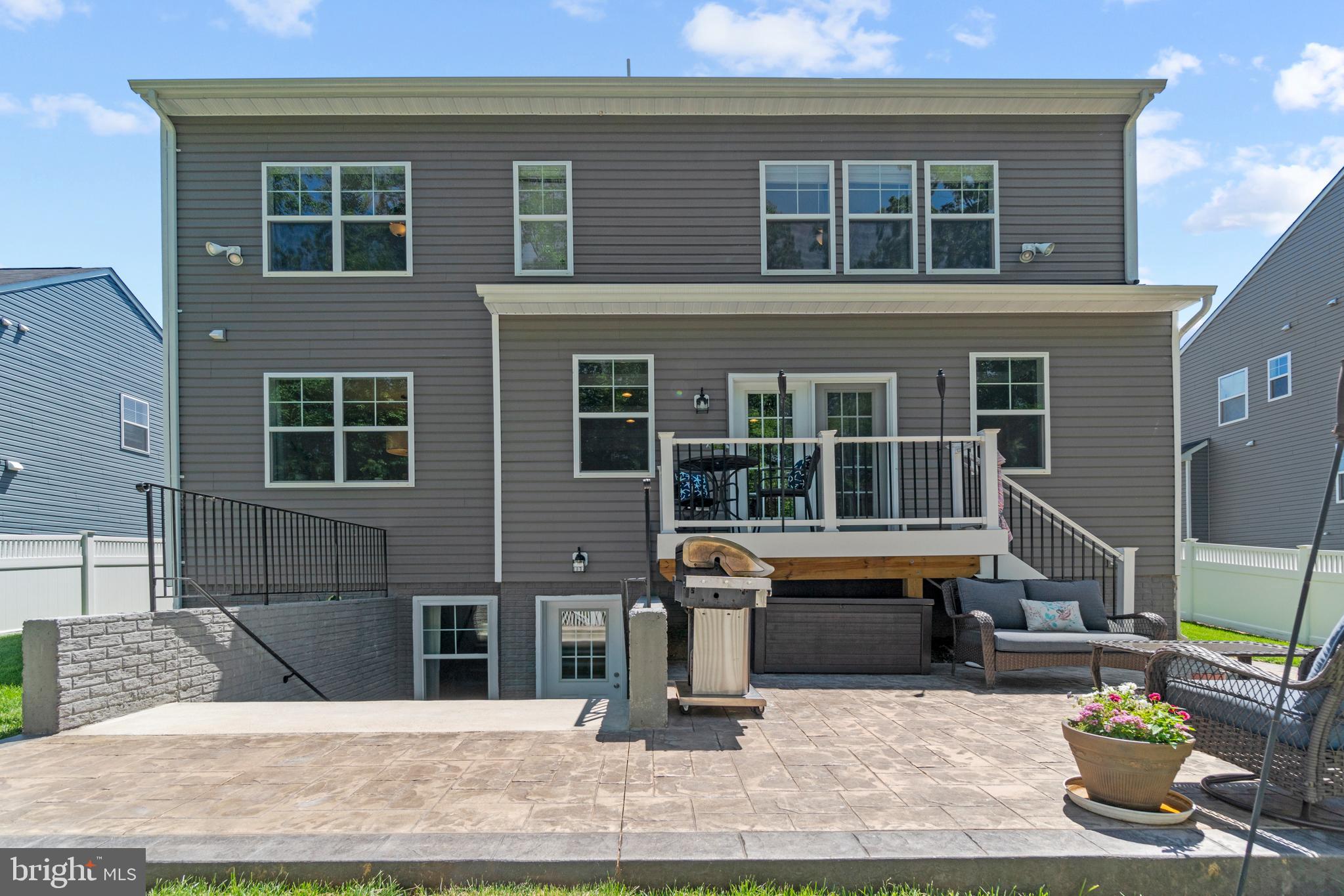 COPPER MILL ESTATES - Residential