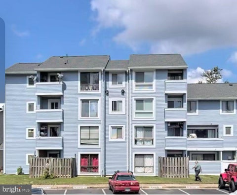 Photo of 5804 Village Green Drive #F, ALEXANDRIA, VA 22309 (MLS # VAFX2344270)