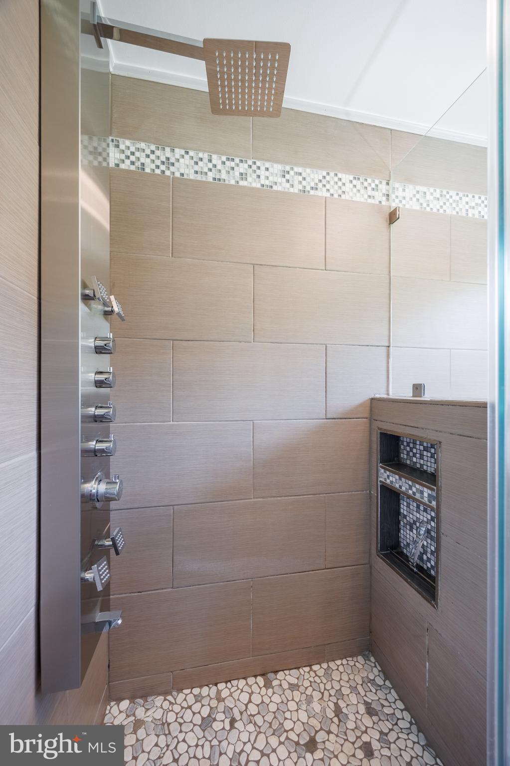 ALLVIEW ESTATES - Residential