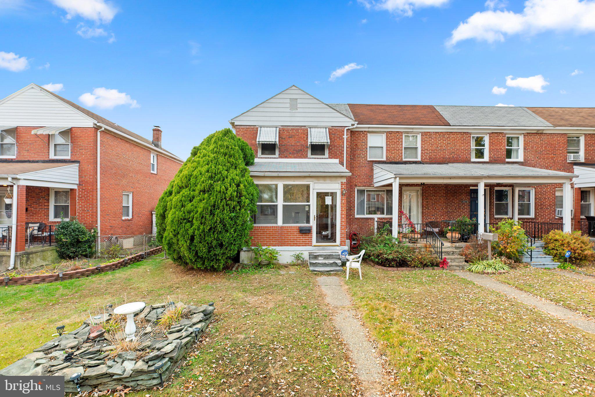 Discover the potential in this 3-bedroom all-brick end-unit townhome, offering an excellent opportunity for investors or buyers ready to add their personal touch! With a little TLC, this home can truly shine.
Features include a covered front porch/sunroom, a fenced backyard with a storage shed, and a convenient parking pad in the rear. With its solid brick exterior and desirable end-unit location, this home provides a fantastic foundation for transformation.
MULTIPLE OFFERS RECEIVED. OFFER DEADLINE IS 11/22 AT 8:00PM.
Bring your vision and creativity to breathe new life into this home and make it your dream space. Don't miss this incredible opportunity to turn potential into perfection!