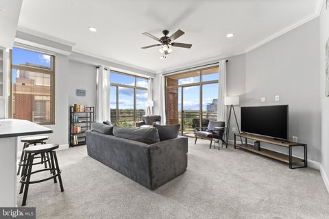 Photo of 3600 S Glebe Road #623W, ARLINGTON, VA 22202 (MLS # VAAR2073904)