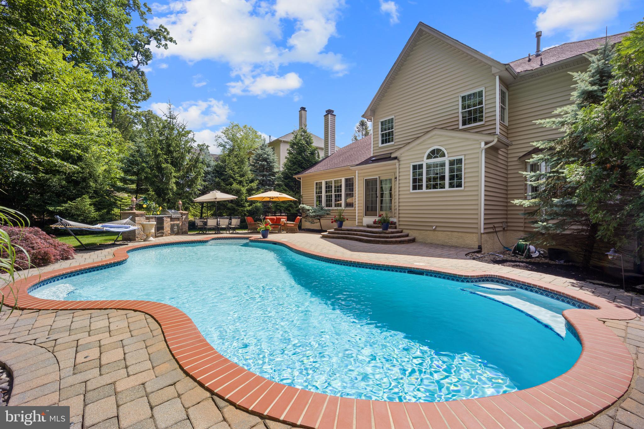 BUCKINGHAM FOREST - Residential