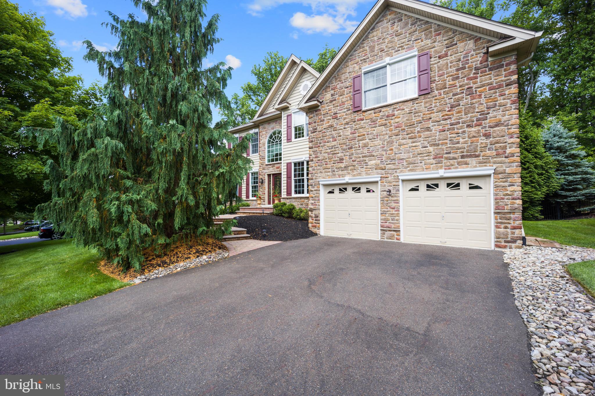 BUCKINGHAM FOREST - Residential