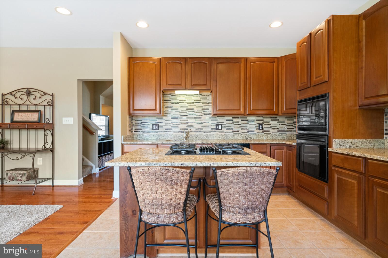 POTOMAC CROSSING - Residential