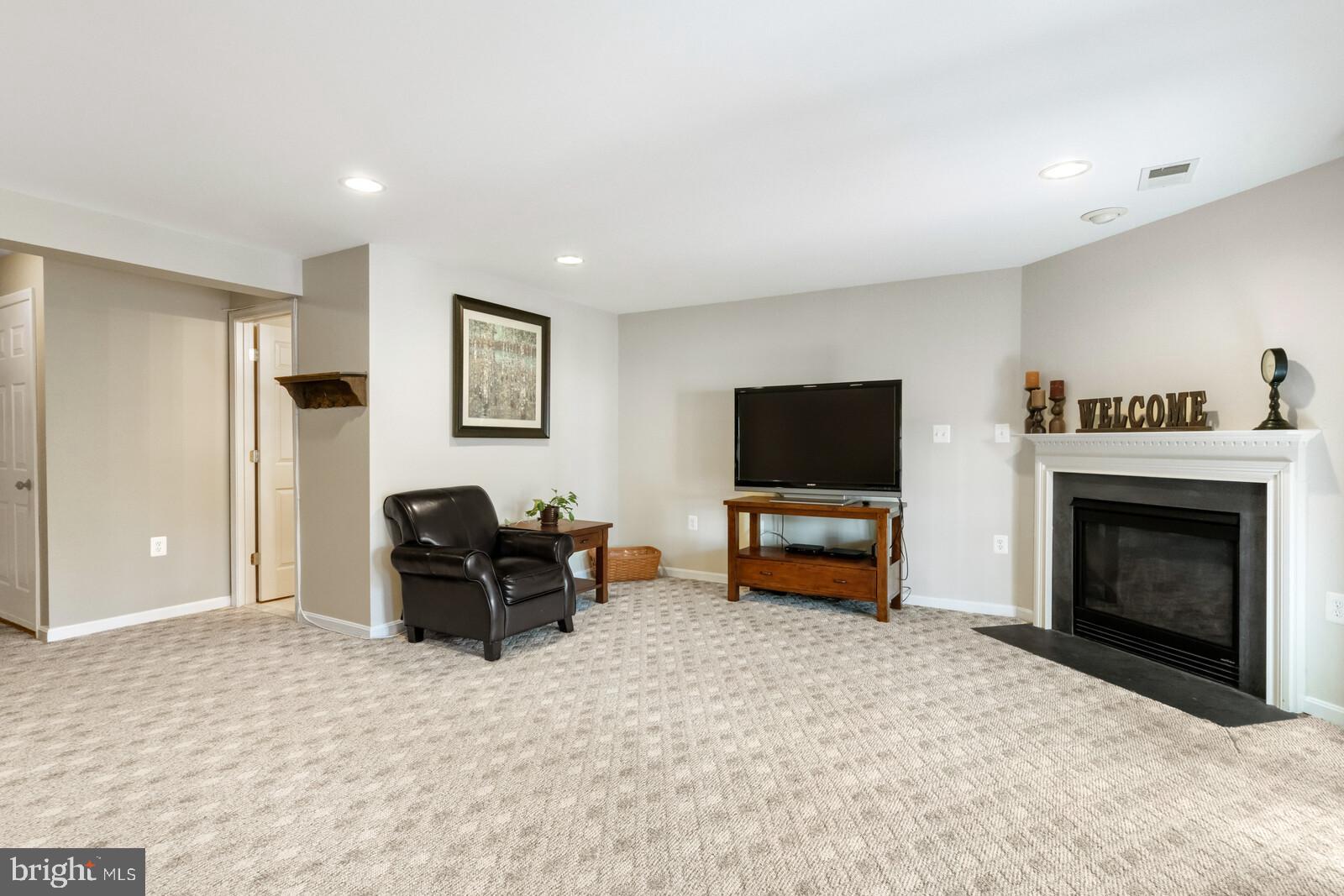 POTOMAC CROSSING - Residential