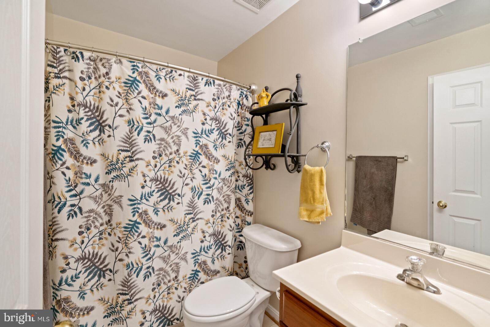 POTOMAC CROSSING - Residential