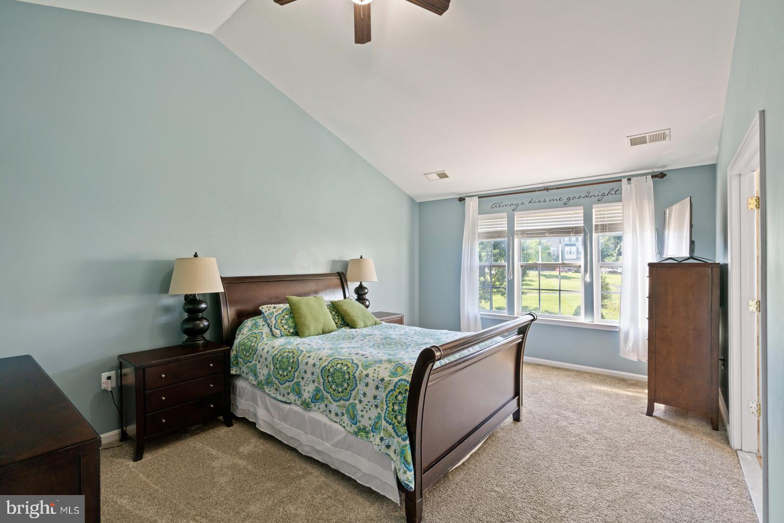 POTOMAC CROSSING - Residential