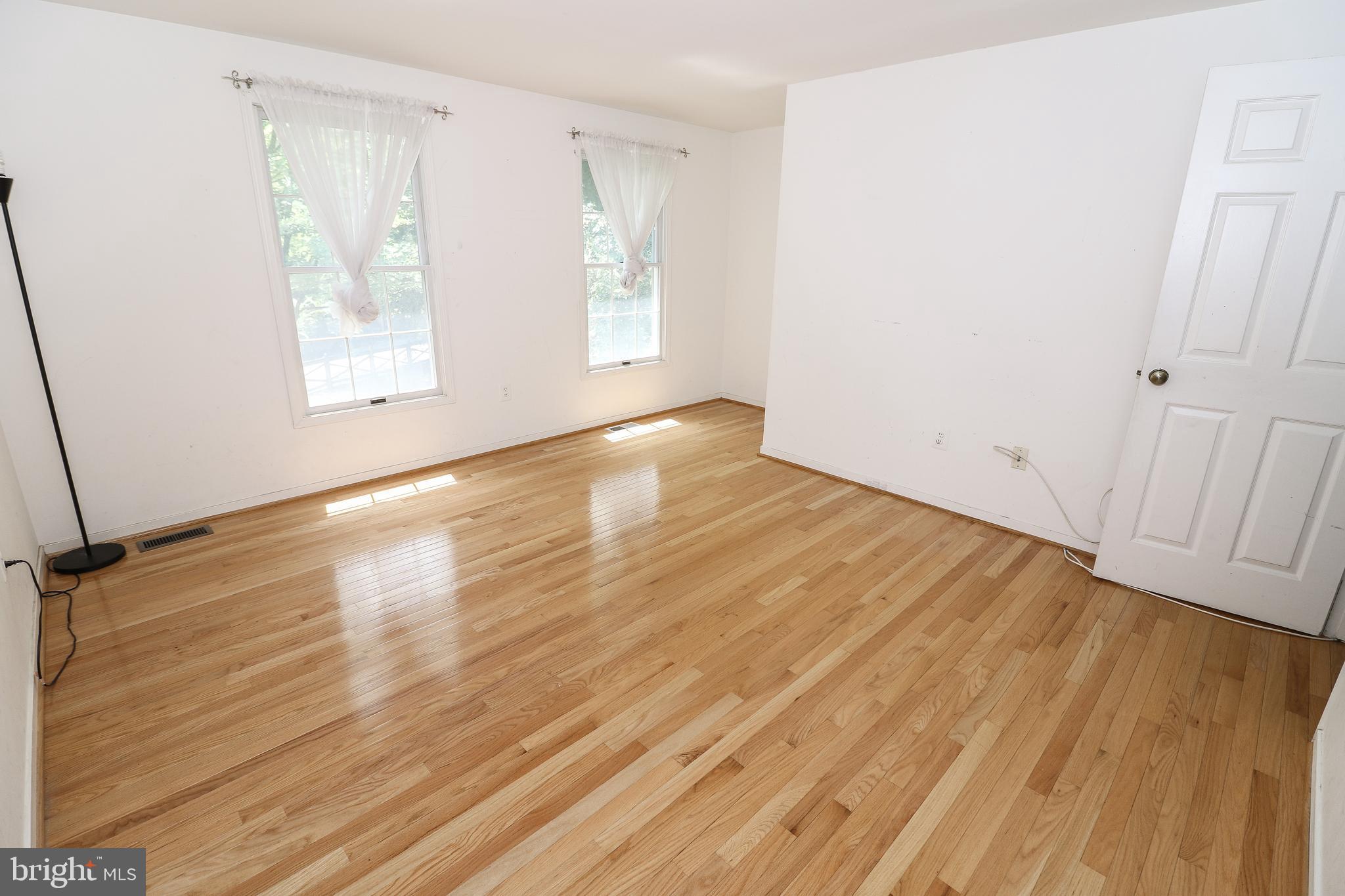 SOUTHAMPTON - Residential