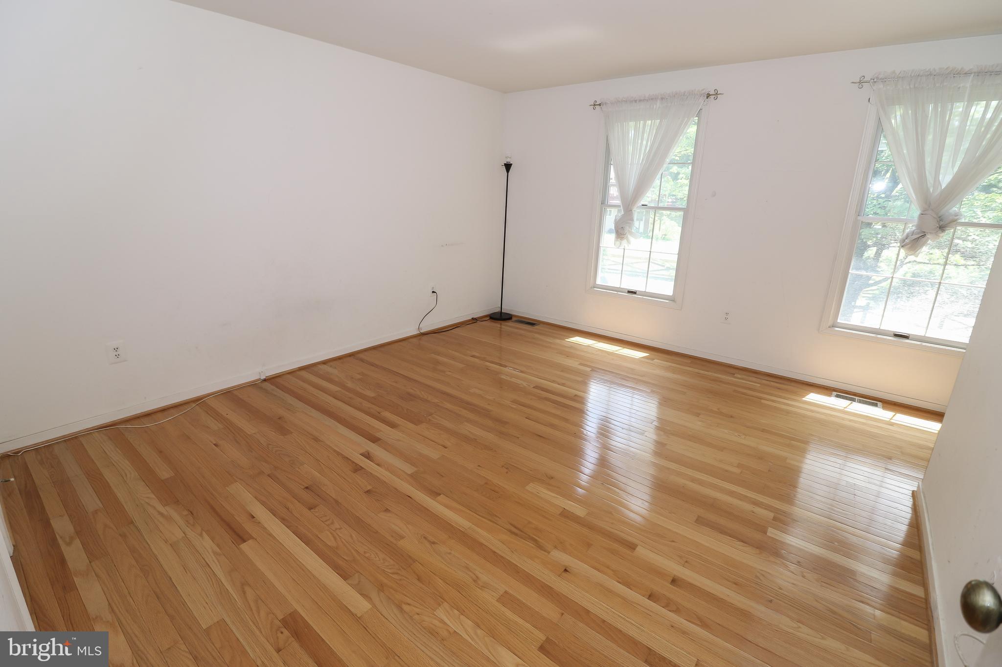 SOUTHAMPTON - Residential