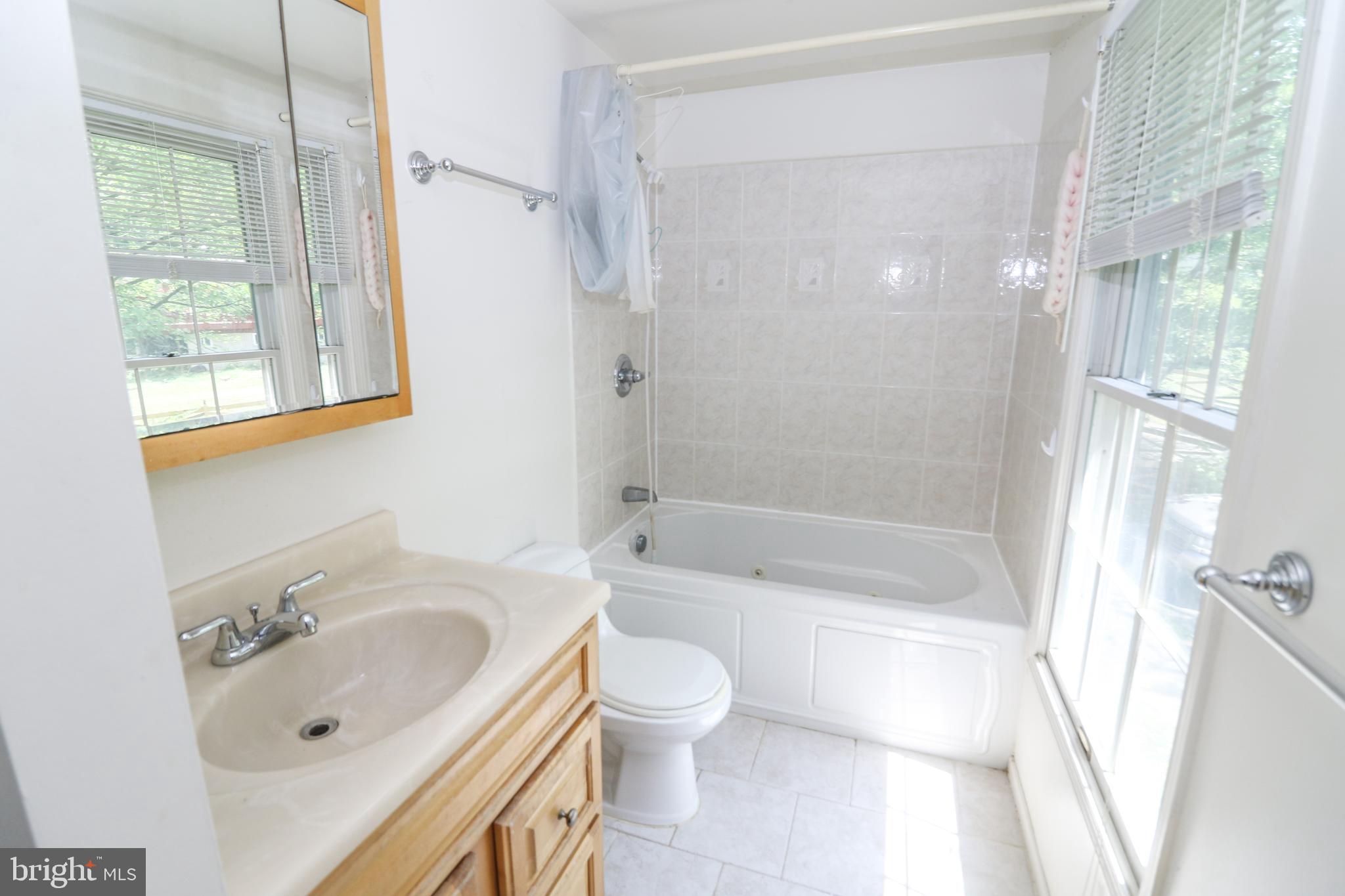 SOUTHAMPTON - Residential