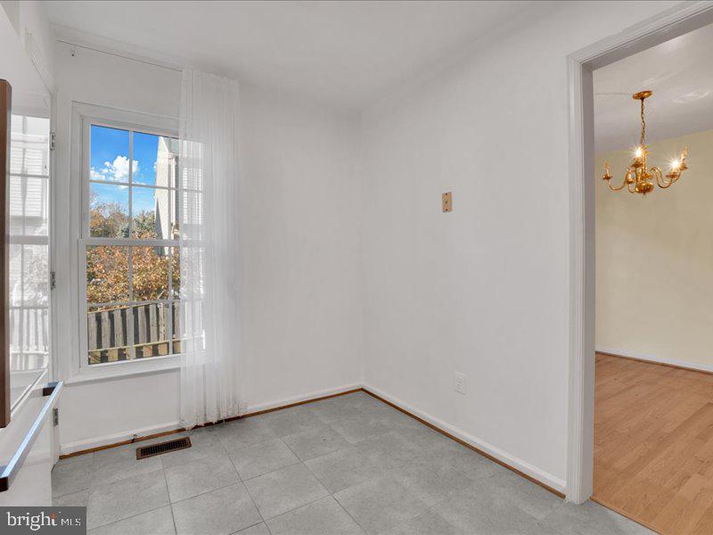 JAPONICA - Residential