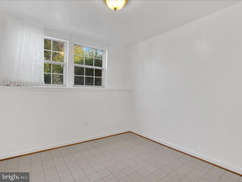 JAPONICA - Residential