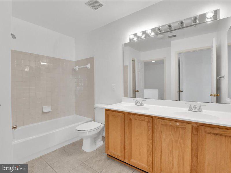 JAPONICA - Residential