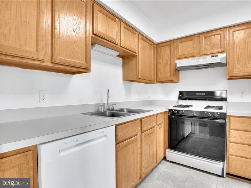 JAPONICA - Residential