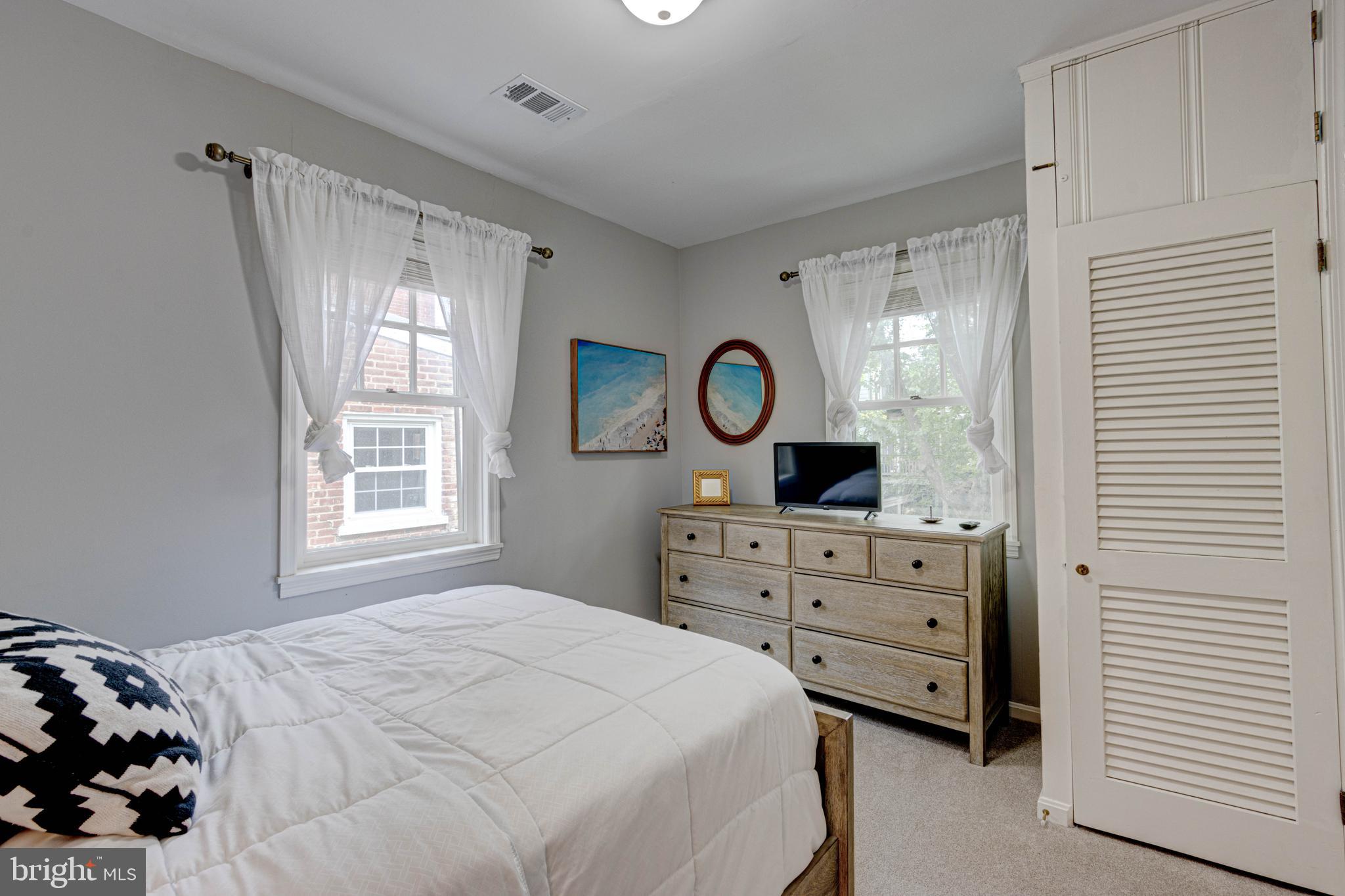 HISTORIC DISTRICT - Residential