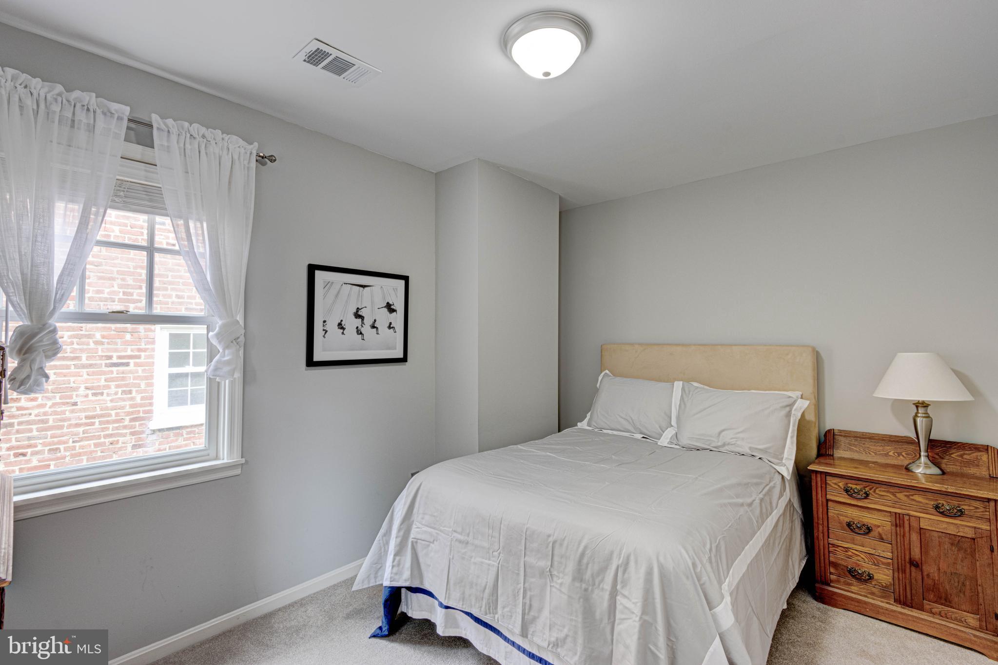 HISTORIC DISTRICT - Residential