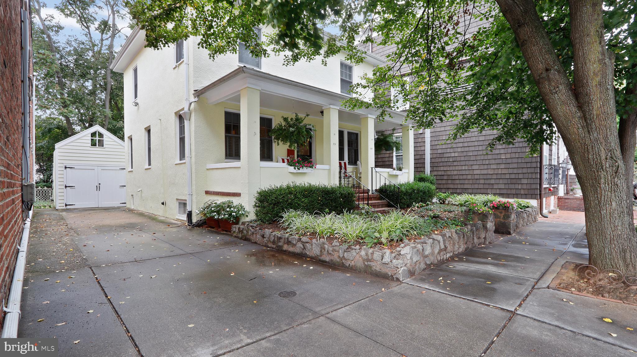 HISTORIC DISTRICT - Residential