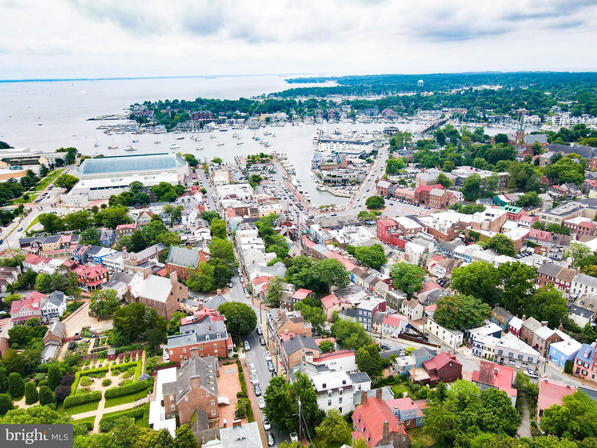 HISTORIC DISTRICT - Residential
