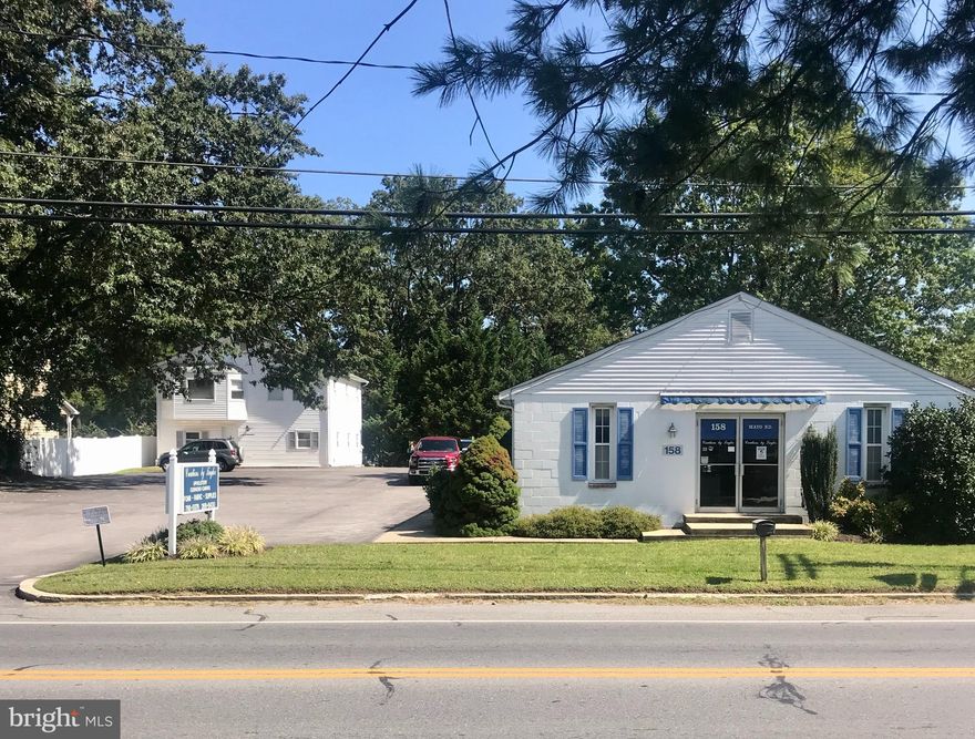 This is a prime centrally located retail property with a large parking lot and a residential structure in the back of the property. C3 zoning allows a multitude of commercial uses. Property is currently an upholstery business. The plat is attached. Call for more details.