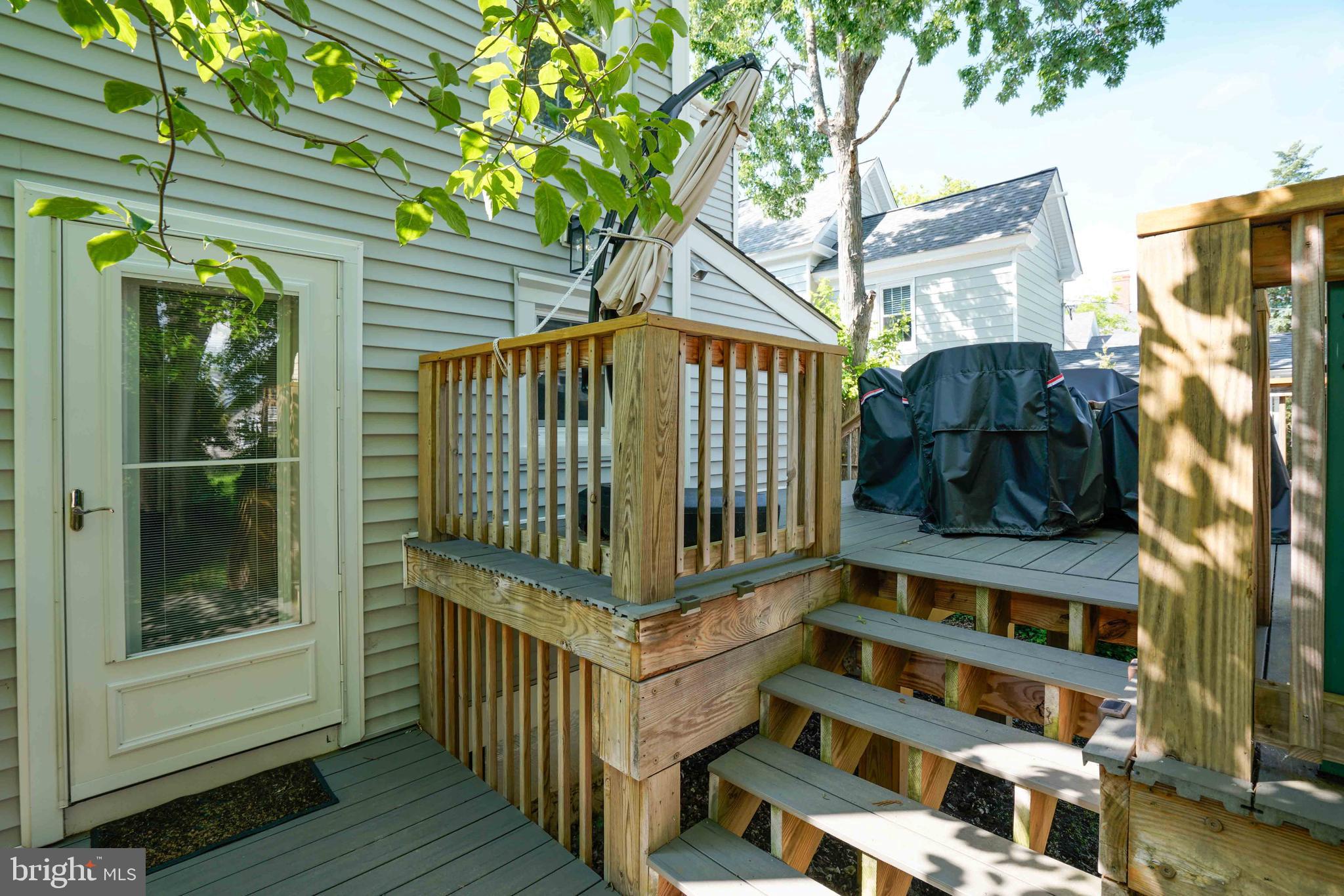 HISTORIC DISTRICT - WEST END - Residential