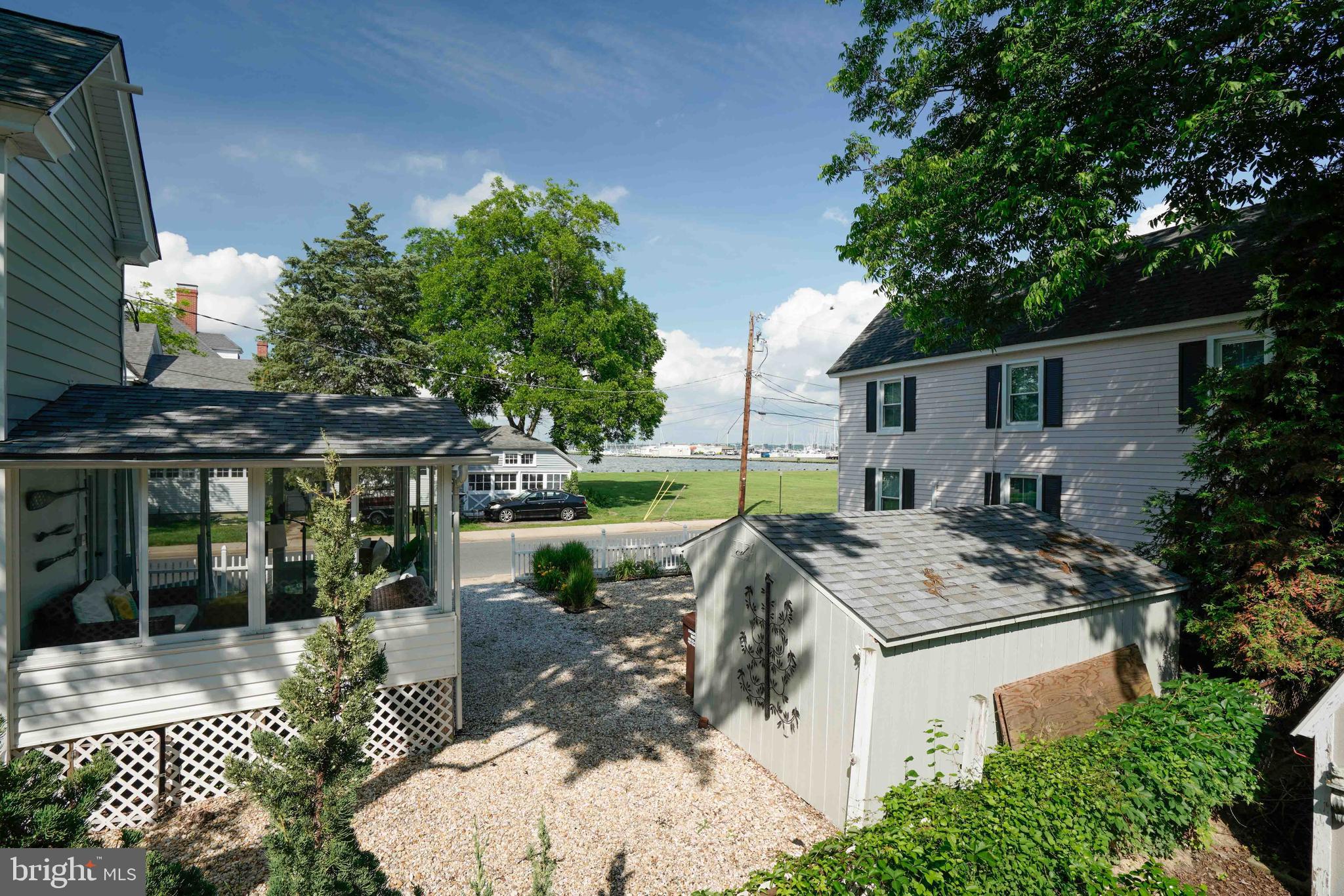 HISTORIC DISTRICT - WEST END - Residential