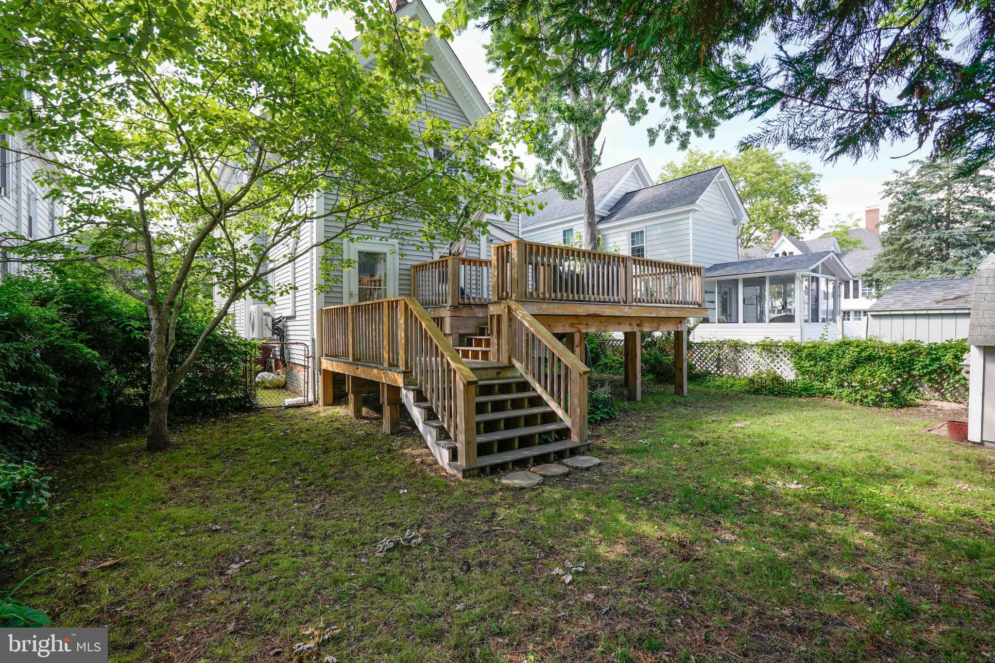 HISTORIC DISTRICT - WEST END - Residential