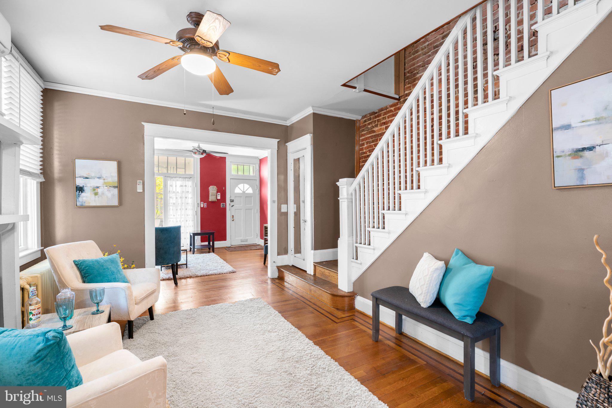 MEDFIELD - Residential