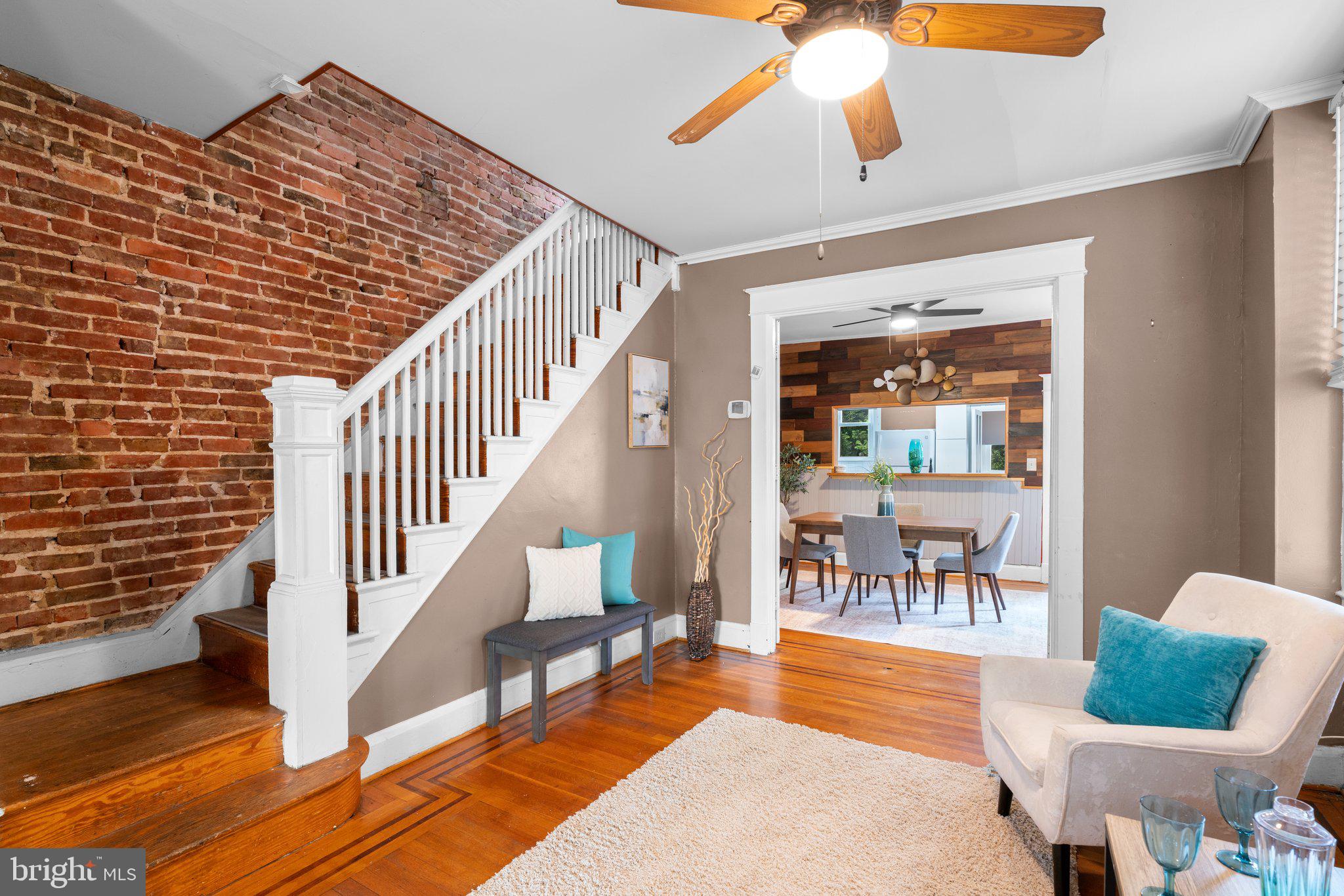 MEDFIELD - Residential