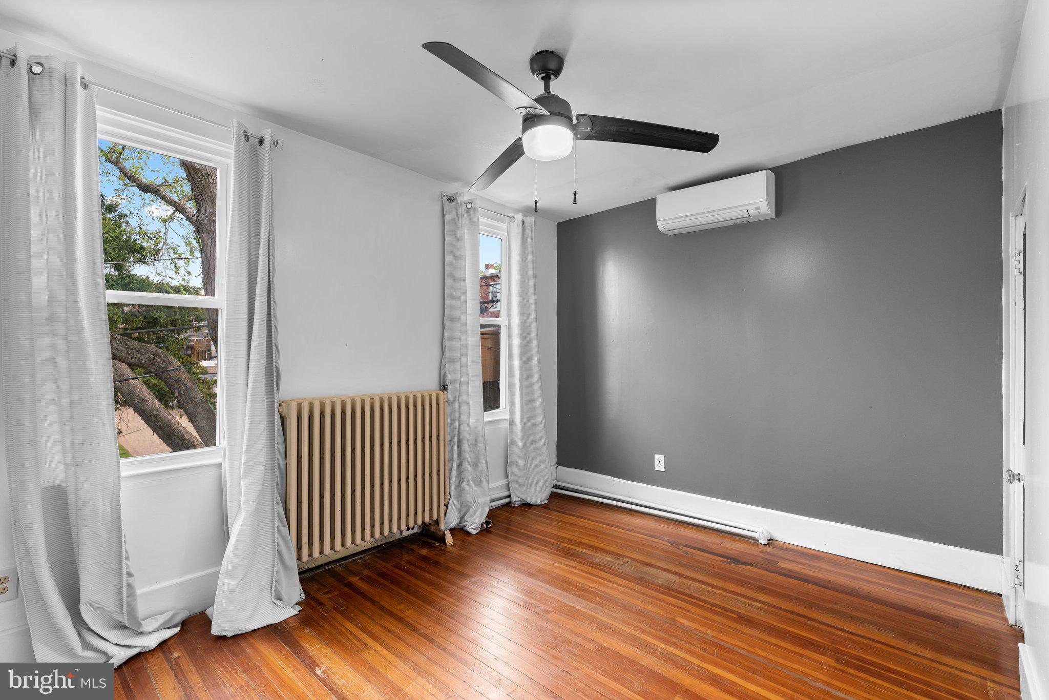 MEDFIELD - Residential