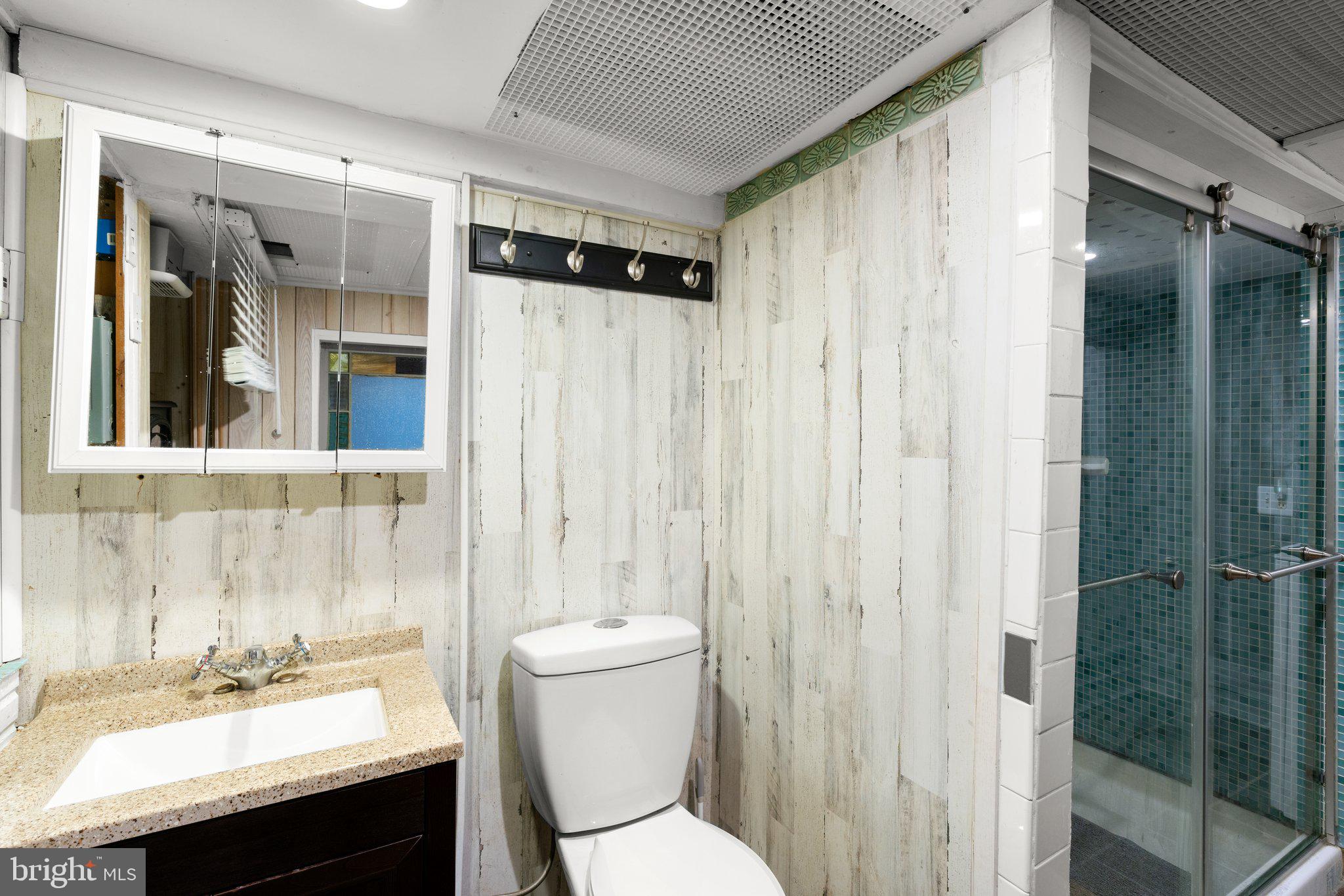 MEDFIELD - Residential