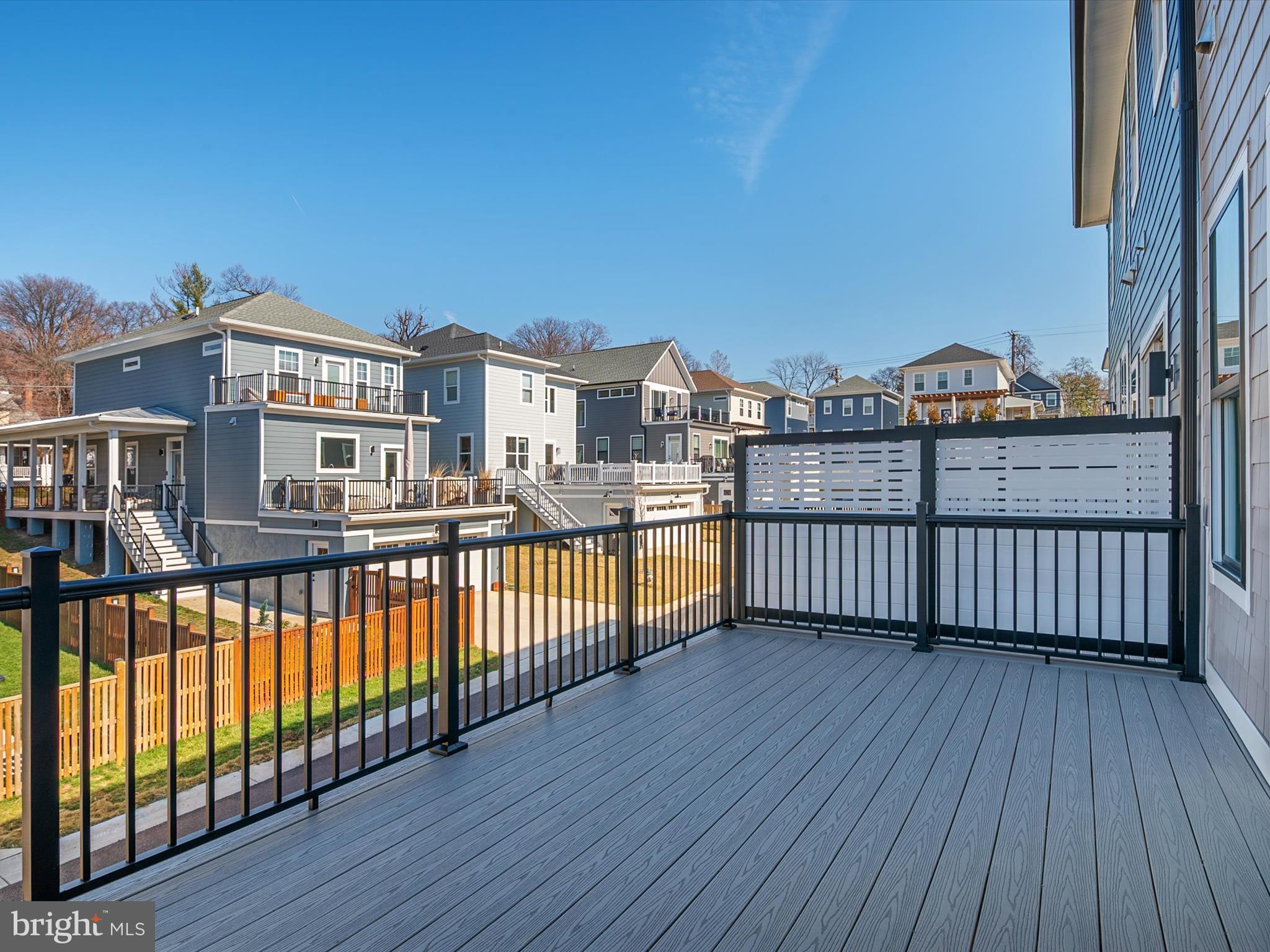 SUFFRAGE POINT - Residential