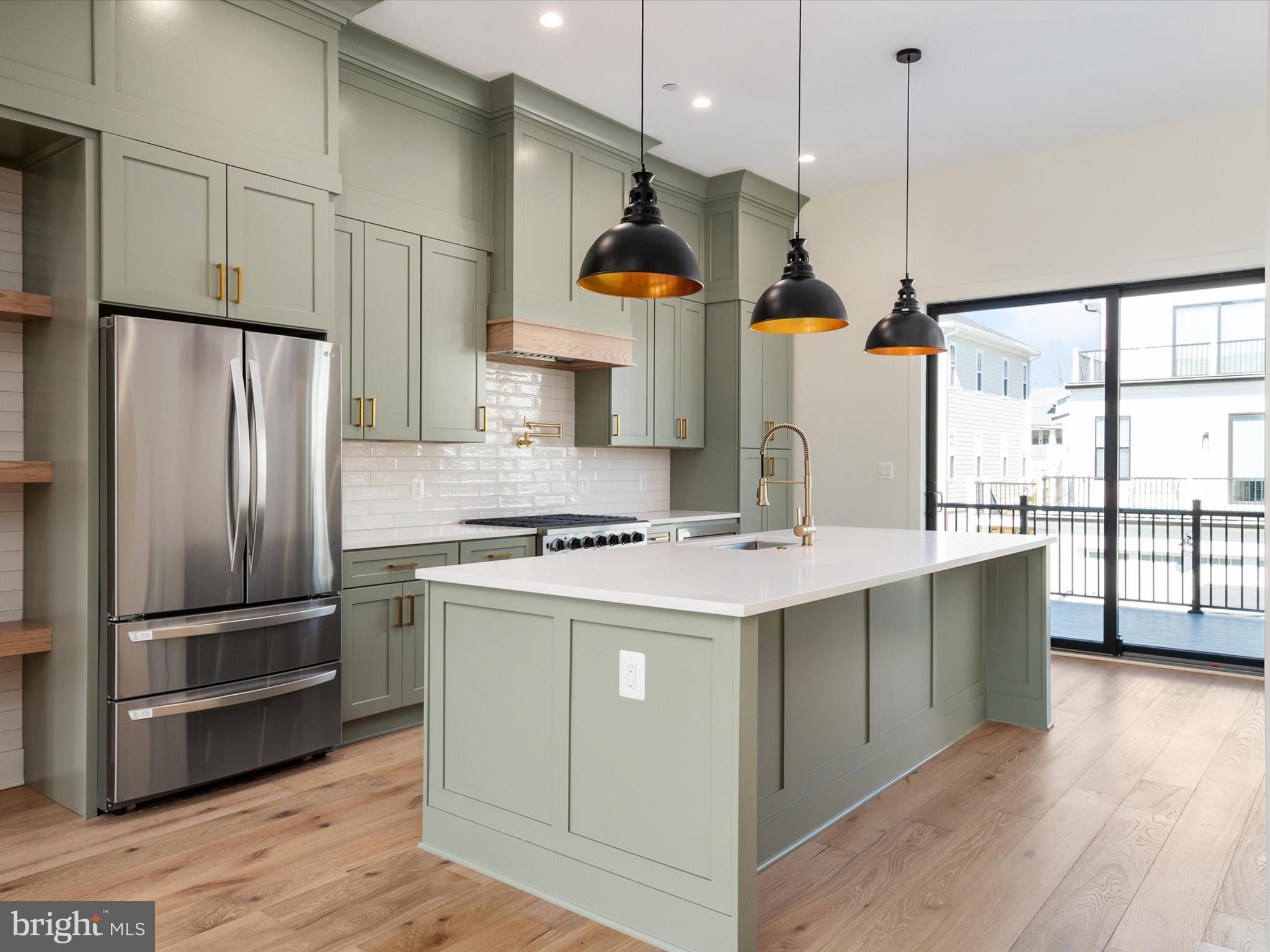 SUFFRAGE POINT - Residential